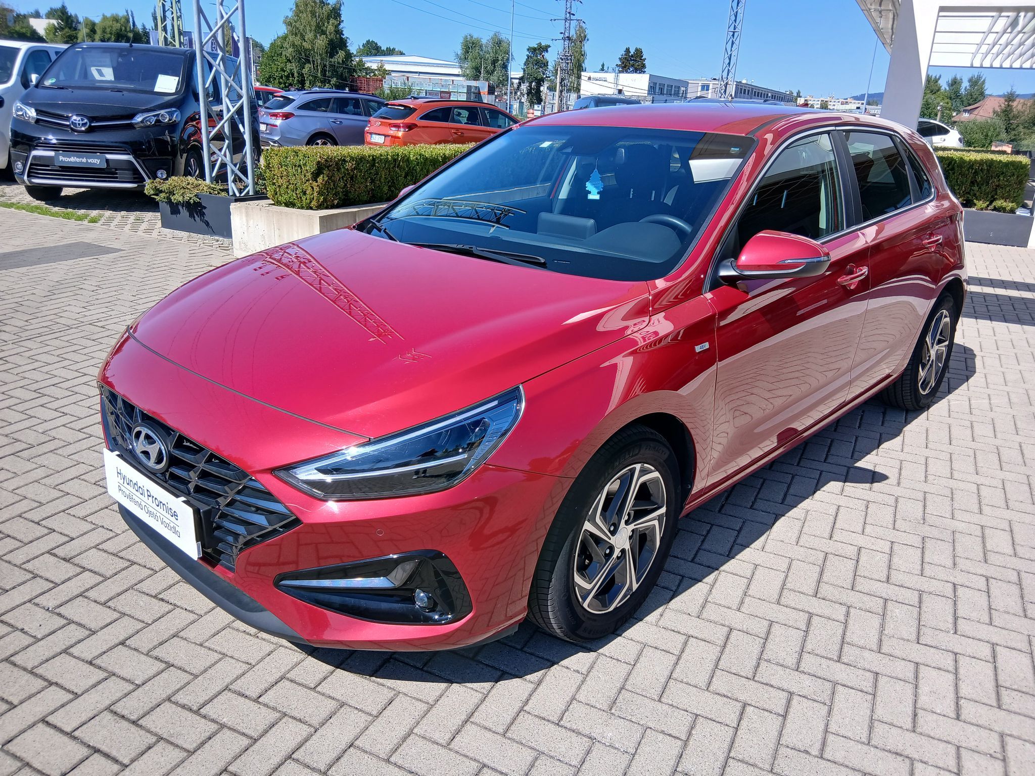 Hyundai i30, 1.5 T-GDI 160k Family Smart - fotka 2
