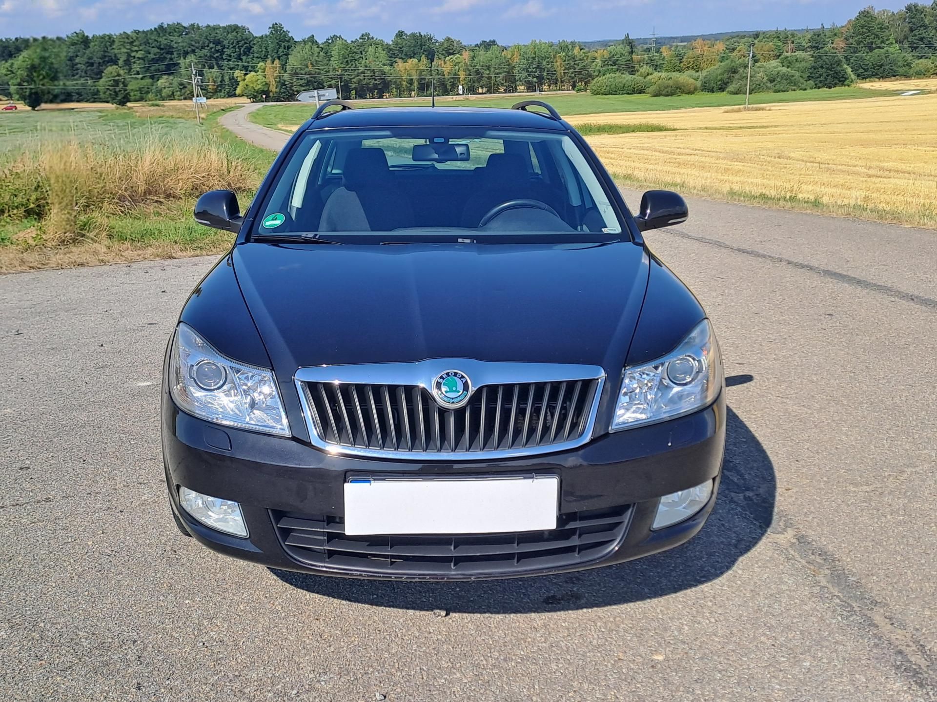 Škoda Octavia, 1.6 TDi, PĚKNÝ STAV - fotka 2