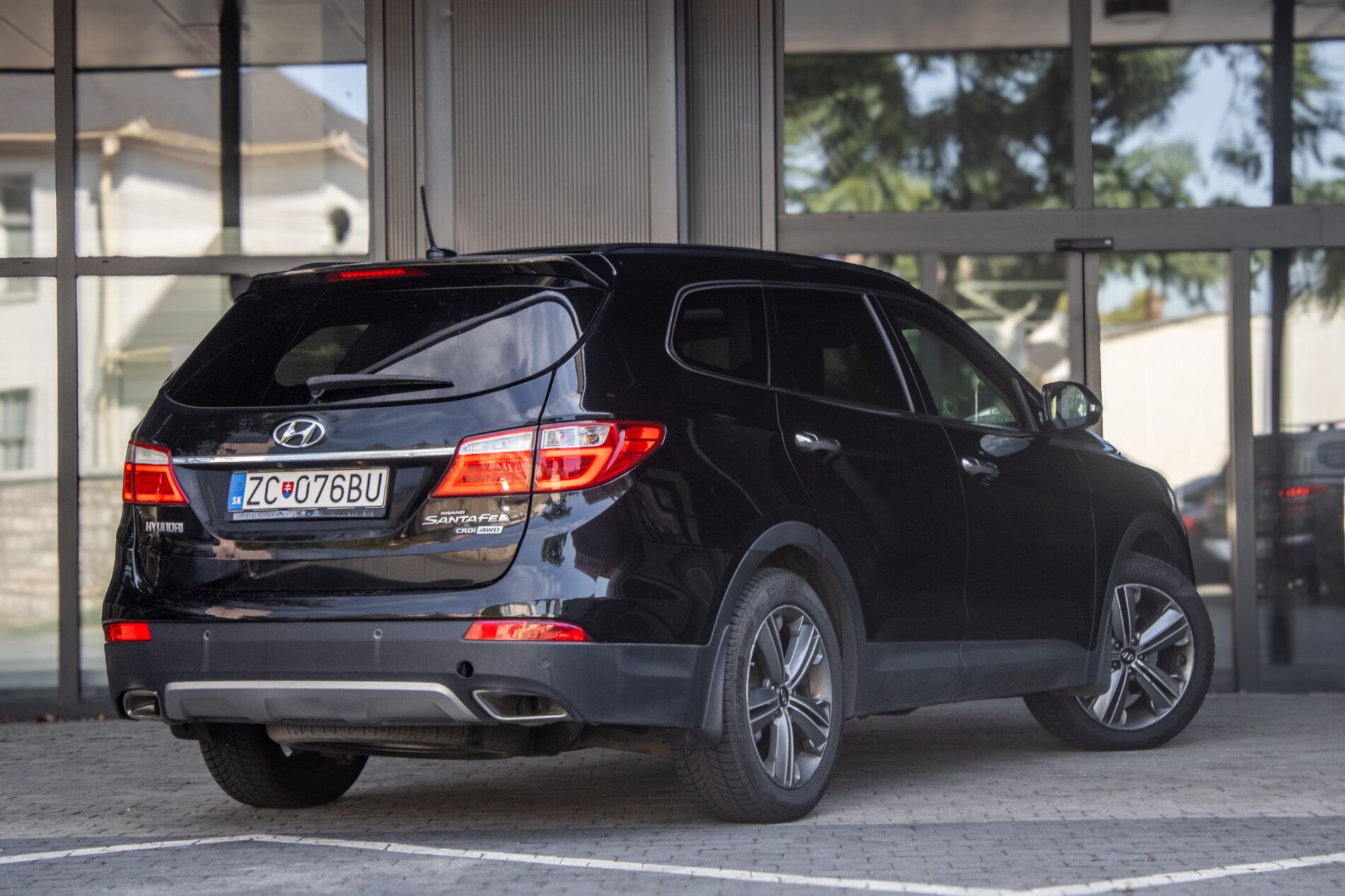 Hyundai Grand Santa Fe - fotka 5