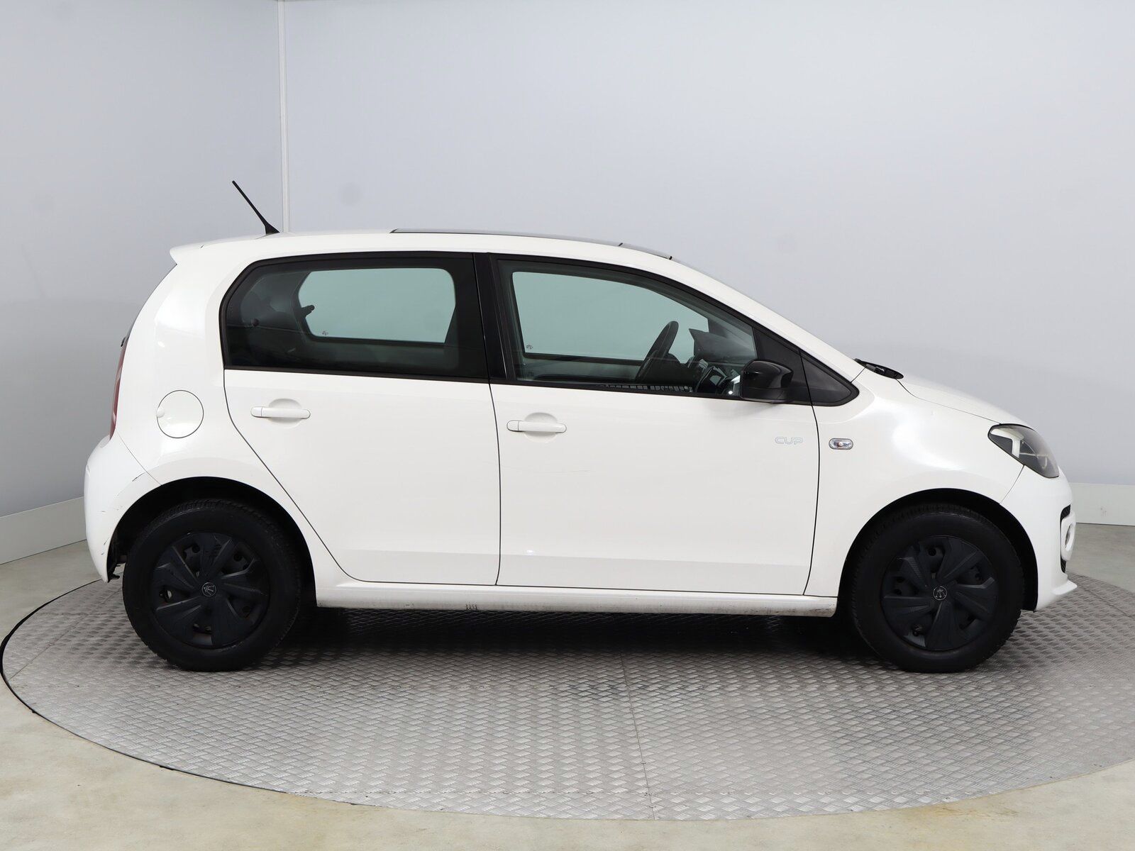 Volkswagen Up!, 1.0 MPI, Klima, El. okna - fotka 6