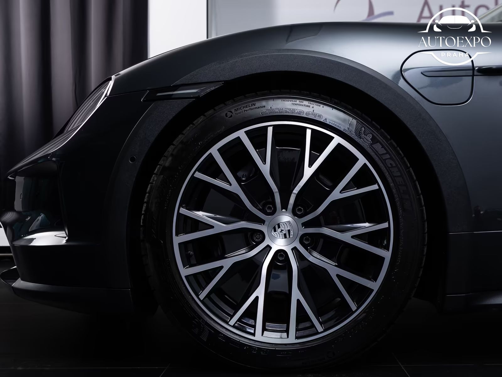 Porsche Taycan, 4 Cross Turismo * - fotka 6