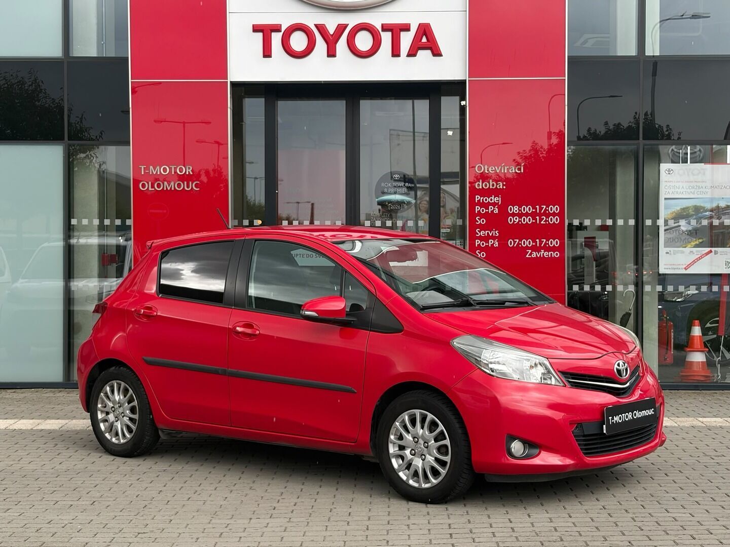 Toyota Yaris, 1.3 Style VIP senso smart - fotka 4
