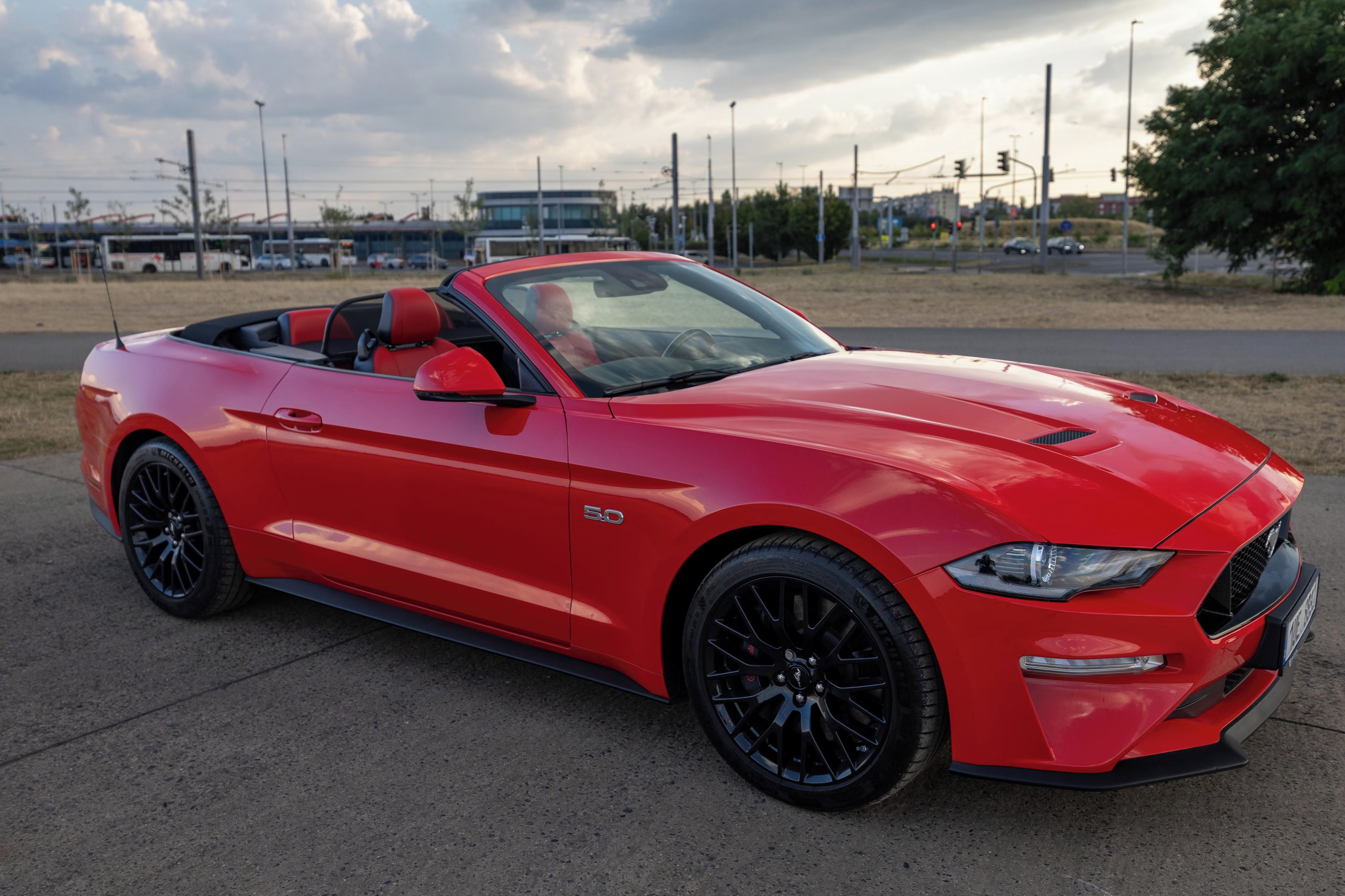Ford Mustang, GT Premium Cabrio 5.0 V8 450hp - fotka 6