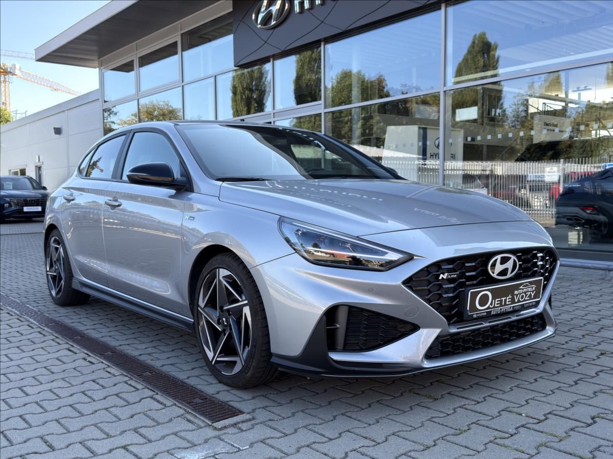 Hyundai i30, 1,5 T-GDi MHEV MT  Fastback N - fotka 2