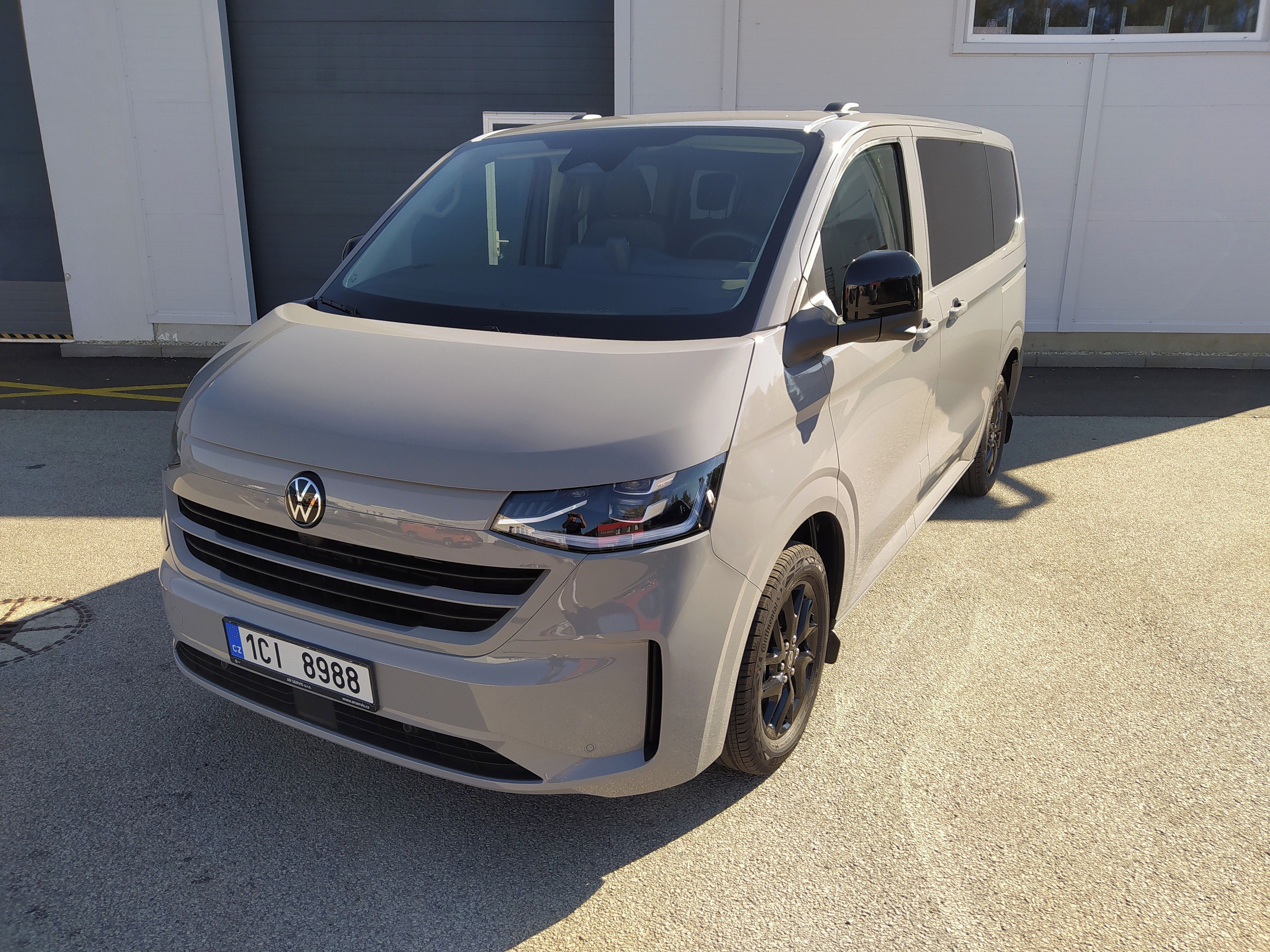 Volkswagen Transporter, Life 2.5 PHEV KR / 2026