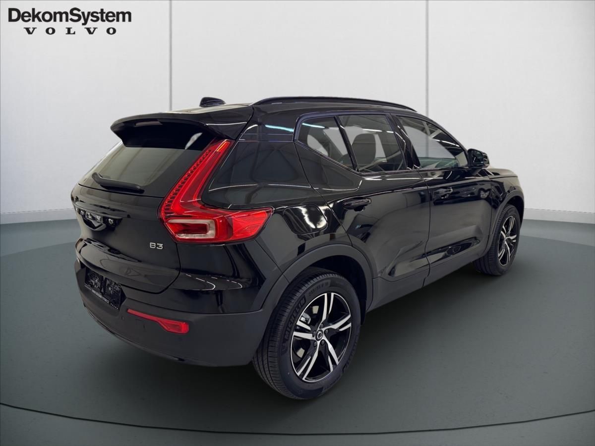 Volvo XC40, 2,0 B3 Plus Dark 8353 - fotka 3