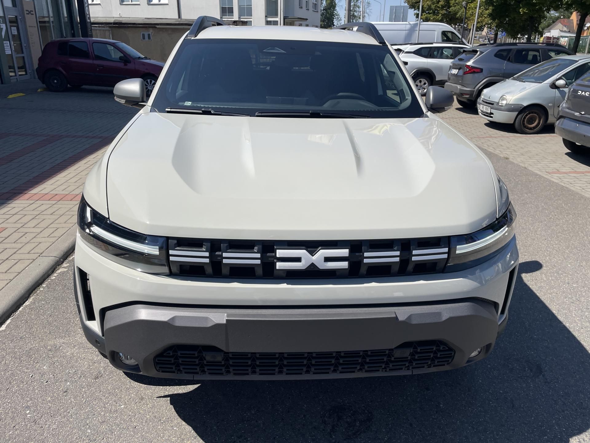 Dacia Duster, Journey hybrid-G 150 4x4 NOVÝ - fotka 6