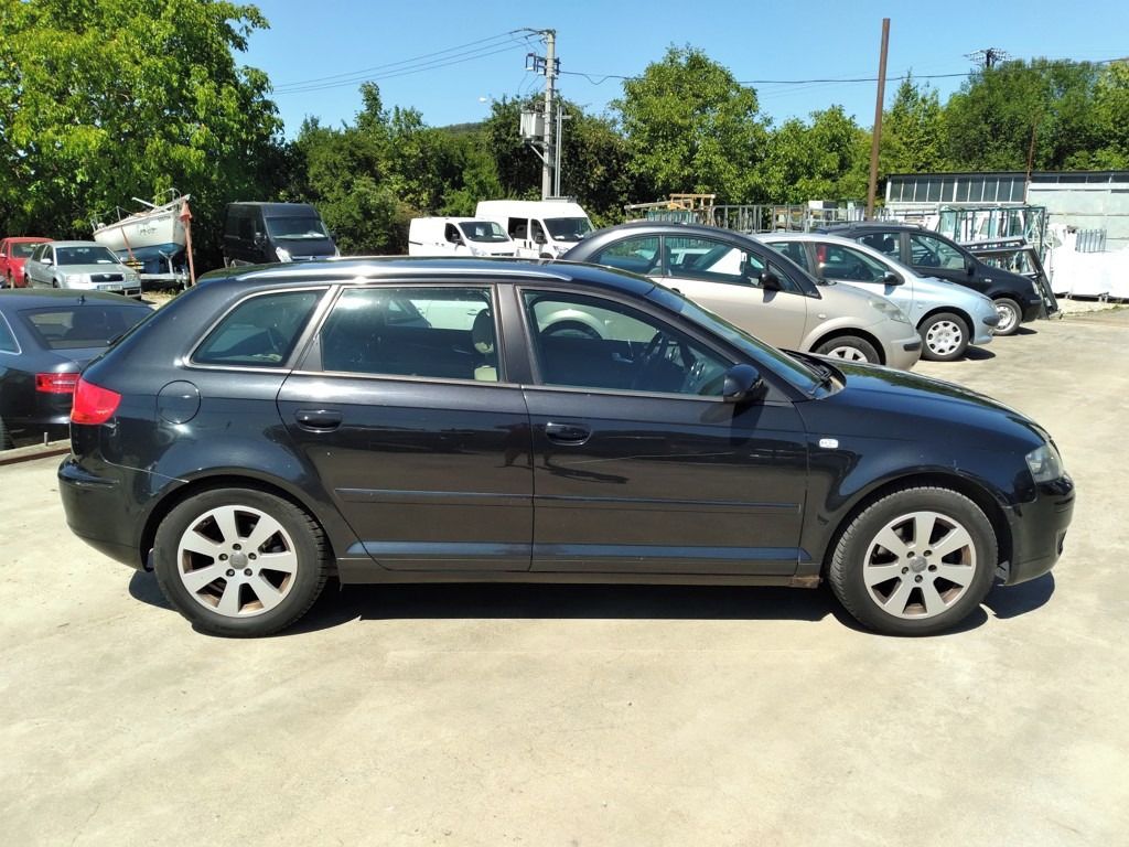 Audi A3, SPORTBACK 2.0 TDI KLIMA - fotka 5