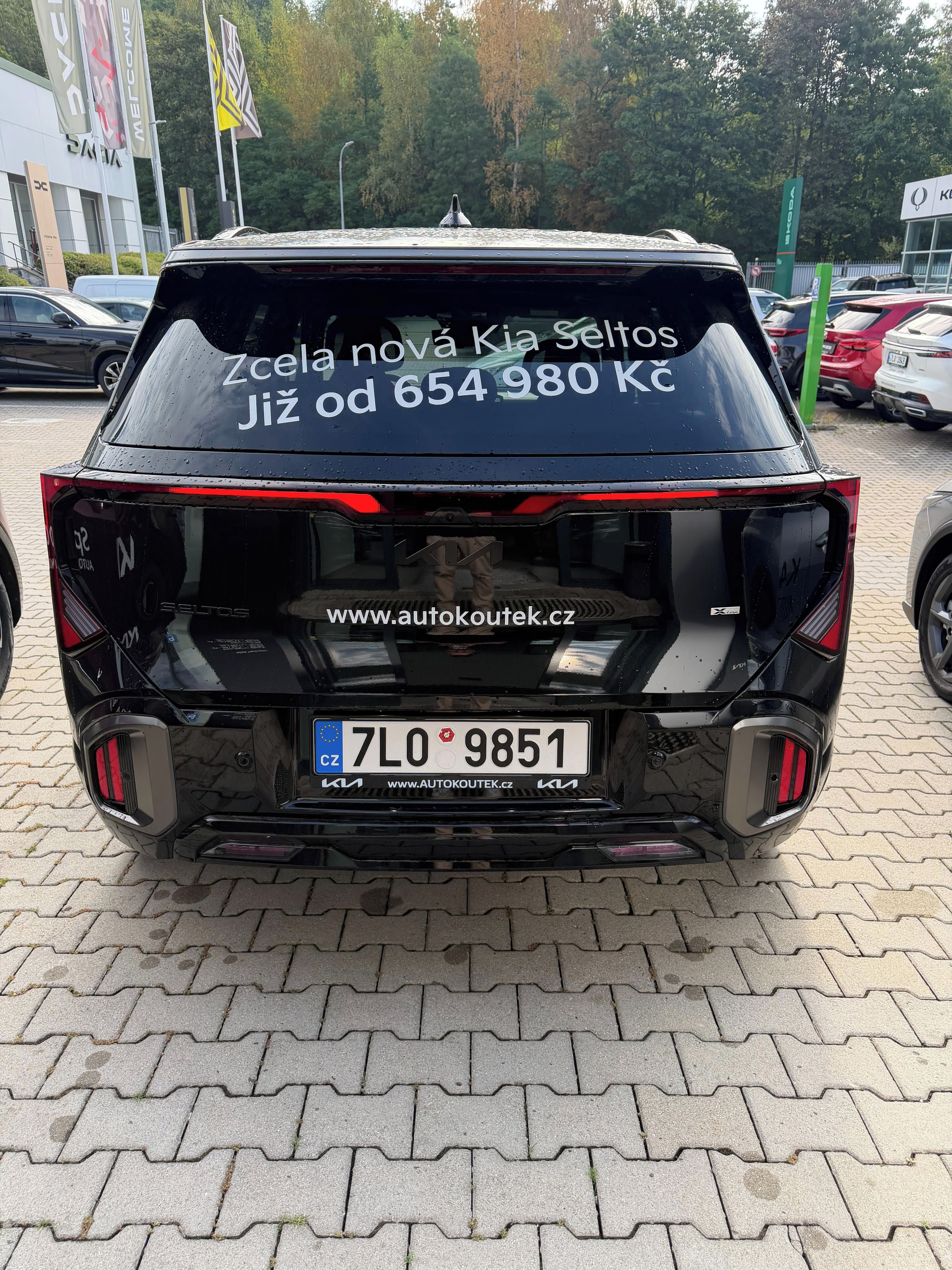 Kia Seltos, 1,6T-GDI 4x4 7DCT X-LINE - fotka 6