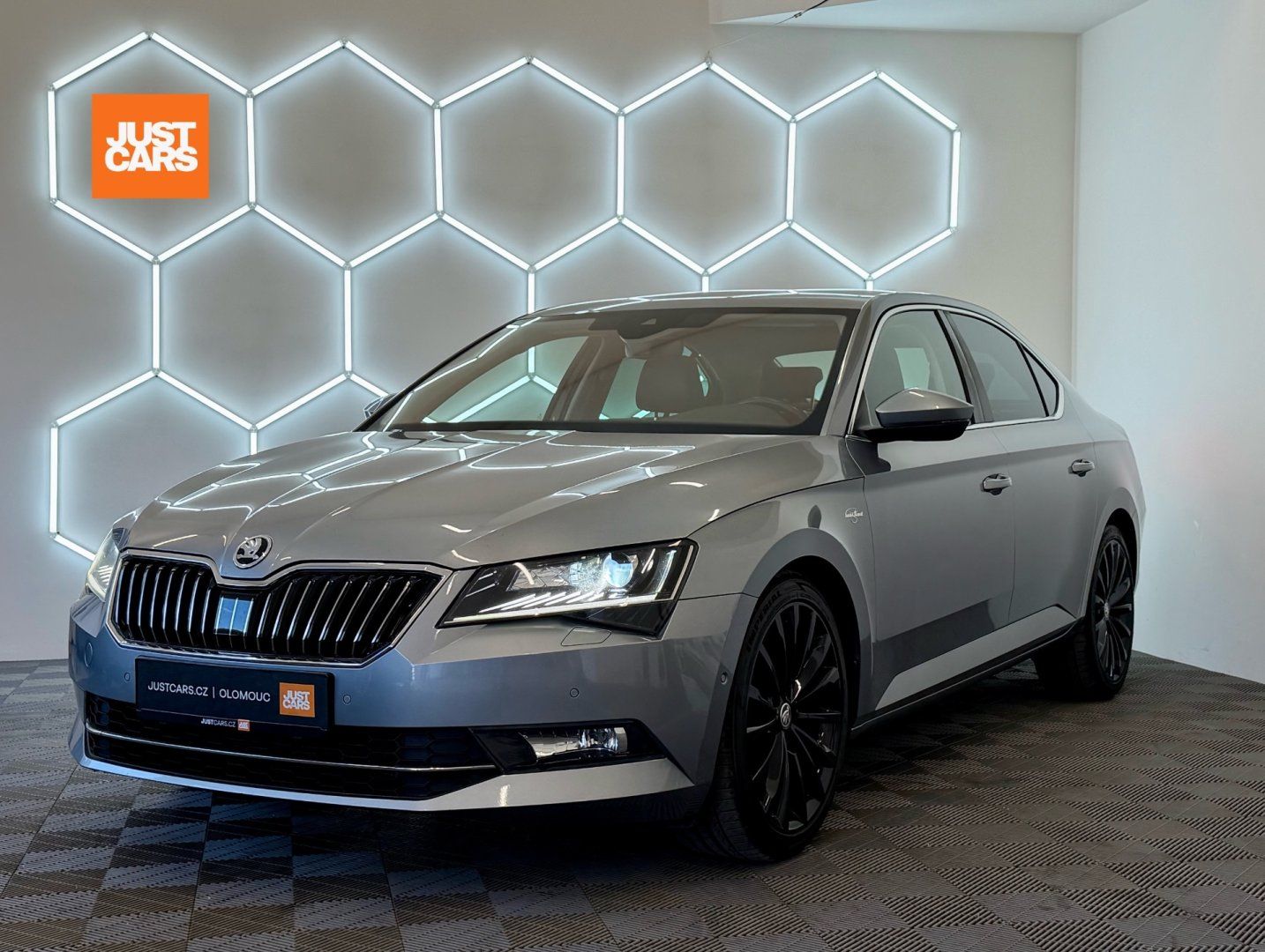 Škoda Superb, 2.0 TDI 140kW/L&K/4x4/DSG/TZ