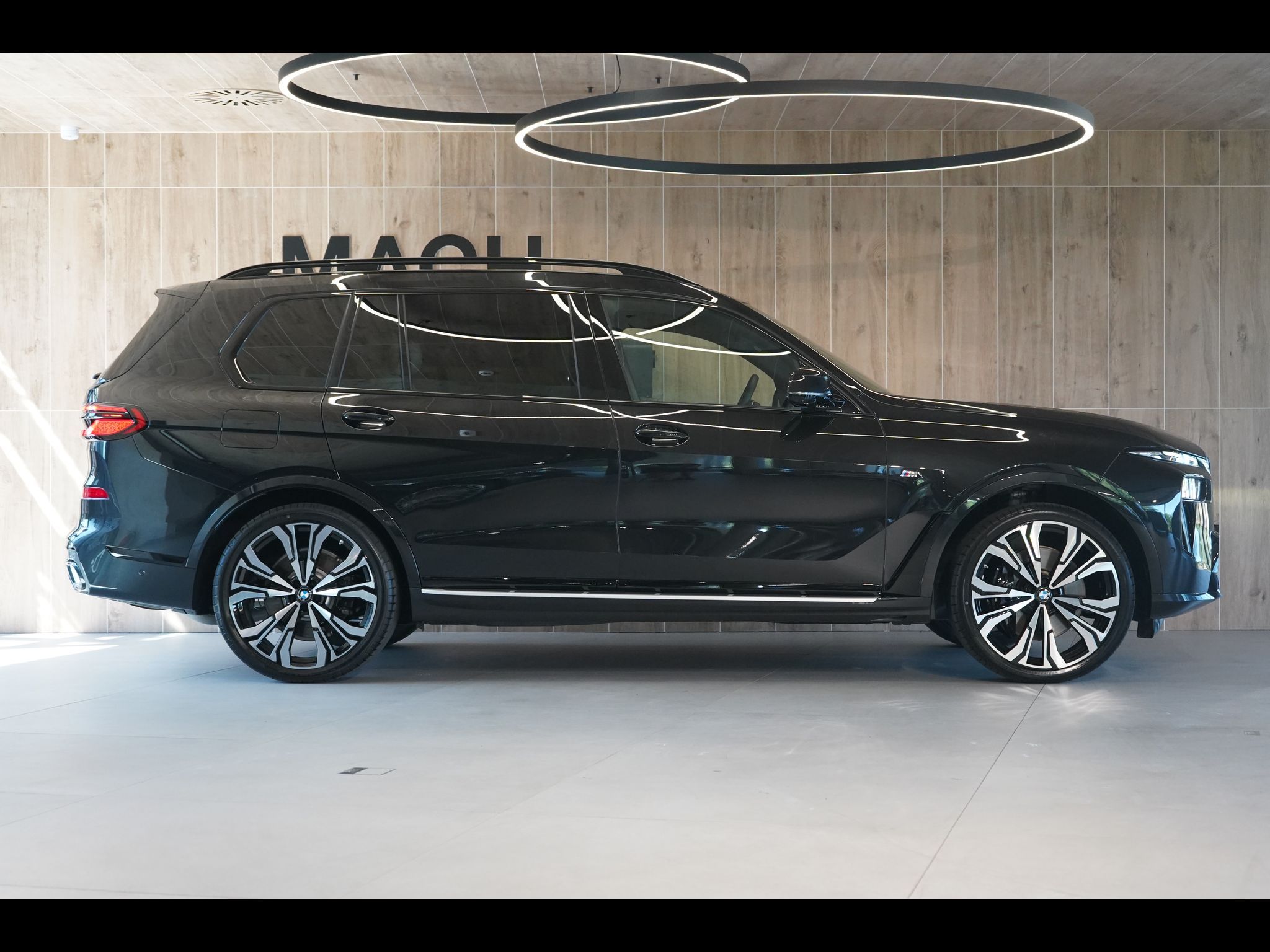 BMW X7, 40d xDrive, Nezávislé, Tažné - fotka 6