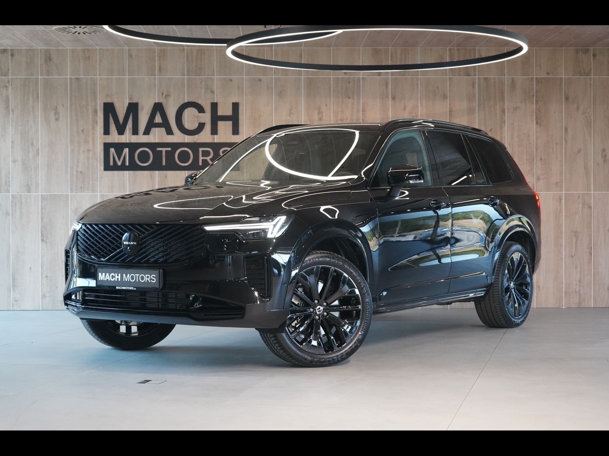 Volvo XC90, B5 PLUS Black Edition, Vzduch