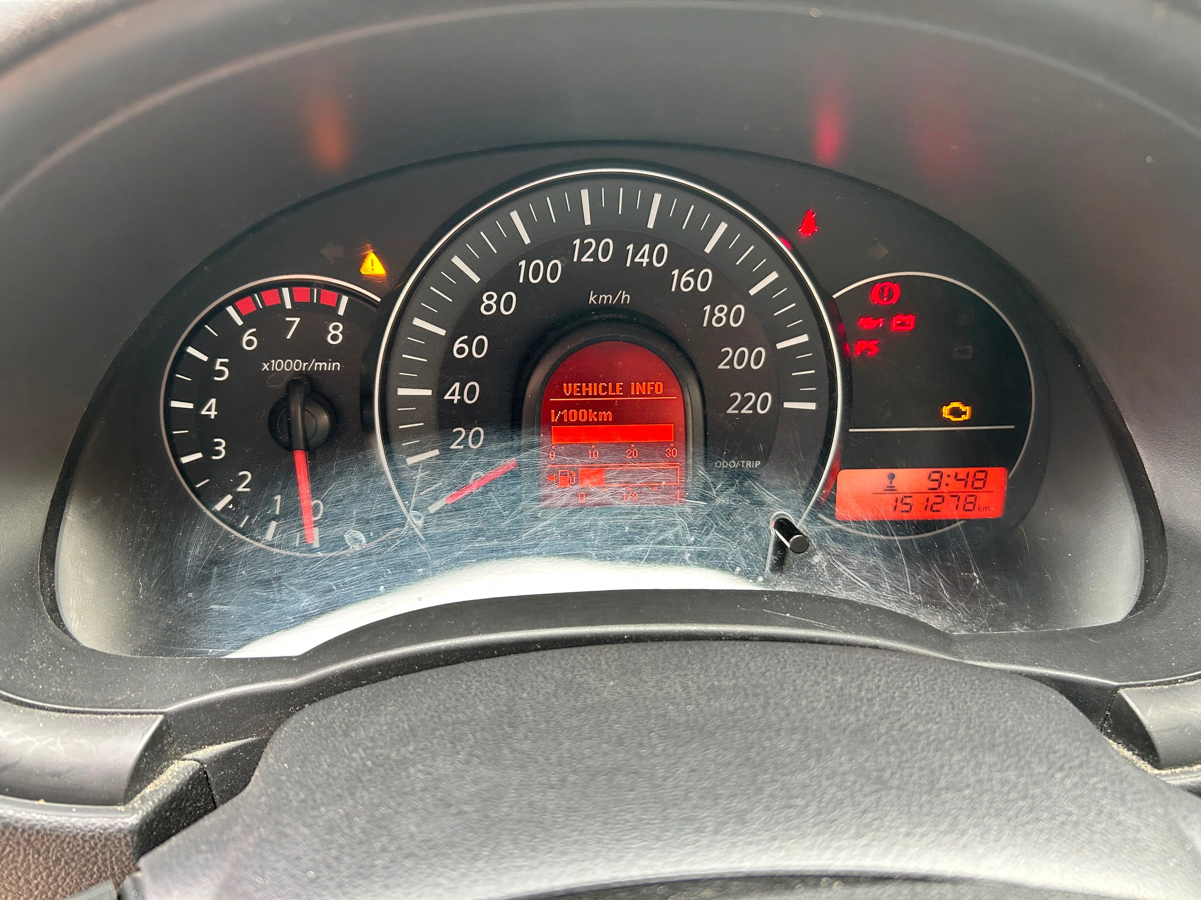 Nissan Micra, 1,2 72 kW - fotka 5