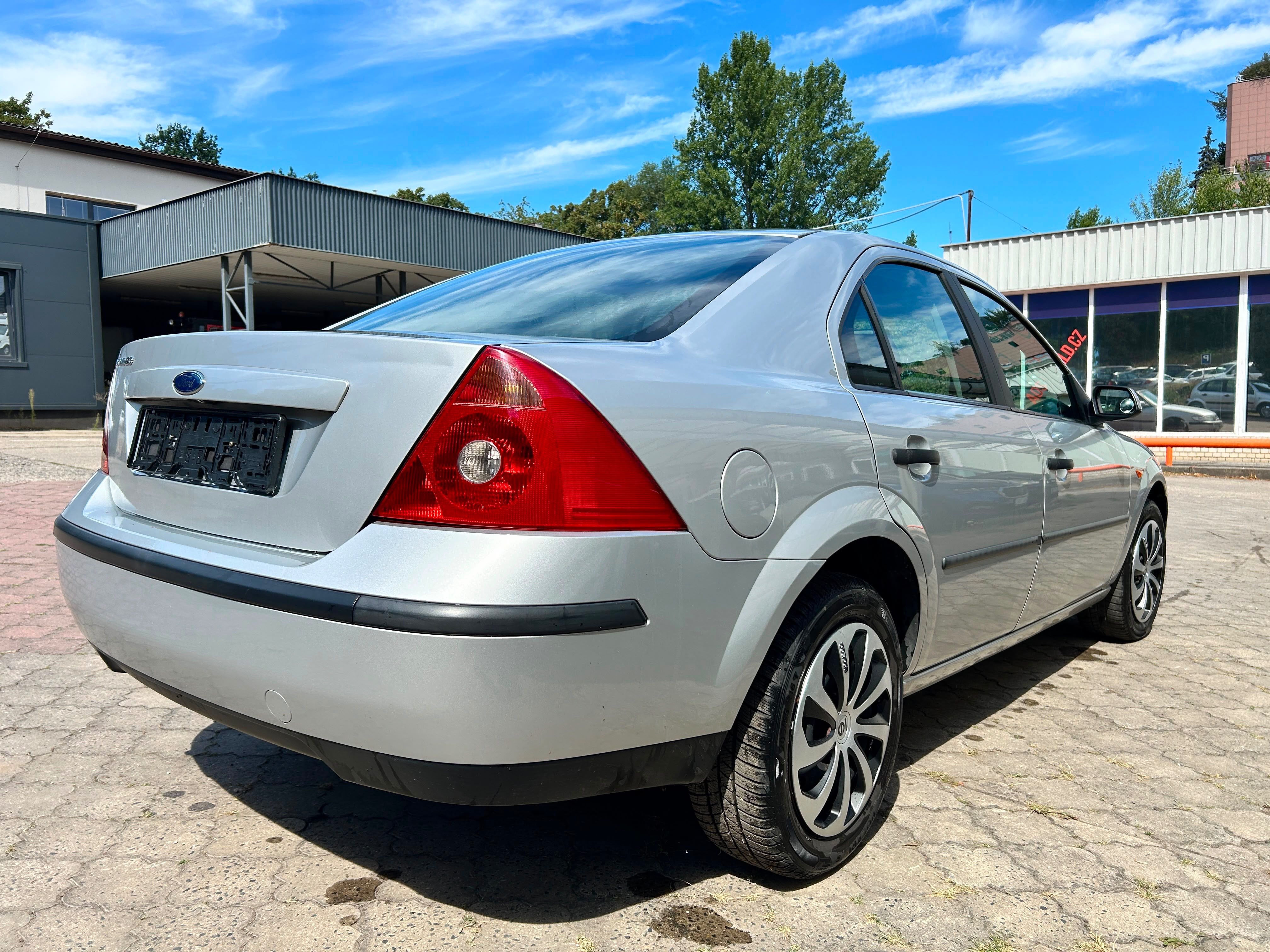 Ford Mondeo, 2,0 automat - fotka 4