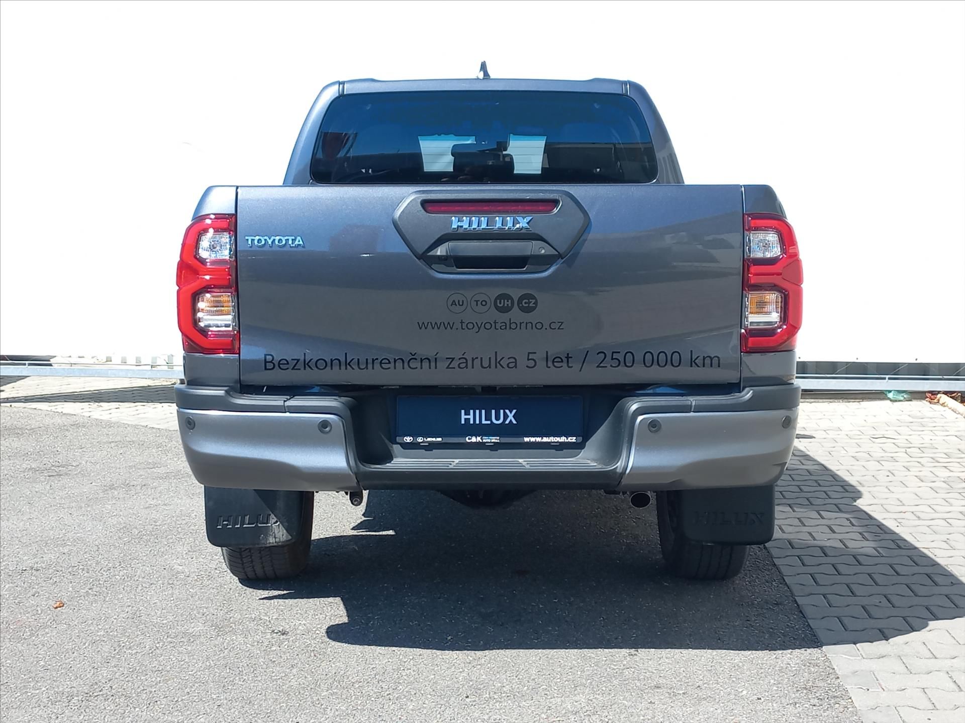 Toyota Hilux, 2,8 Diesel 4x4 204k  Double Ca - fotka 5