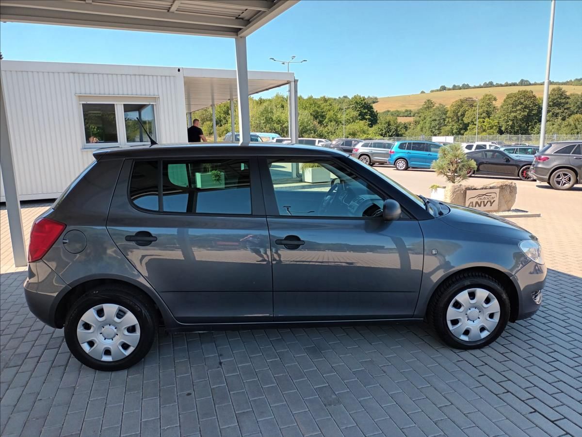 Škoda Fabia, 1,4 16V,63KW,KLIMA,PO SERVISU - fotka 6