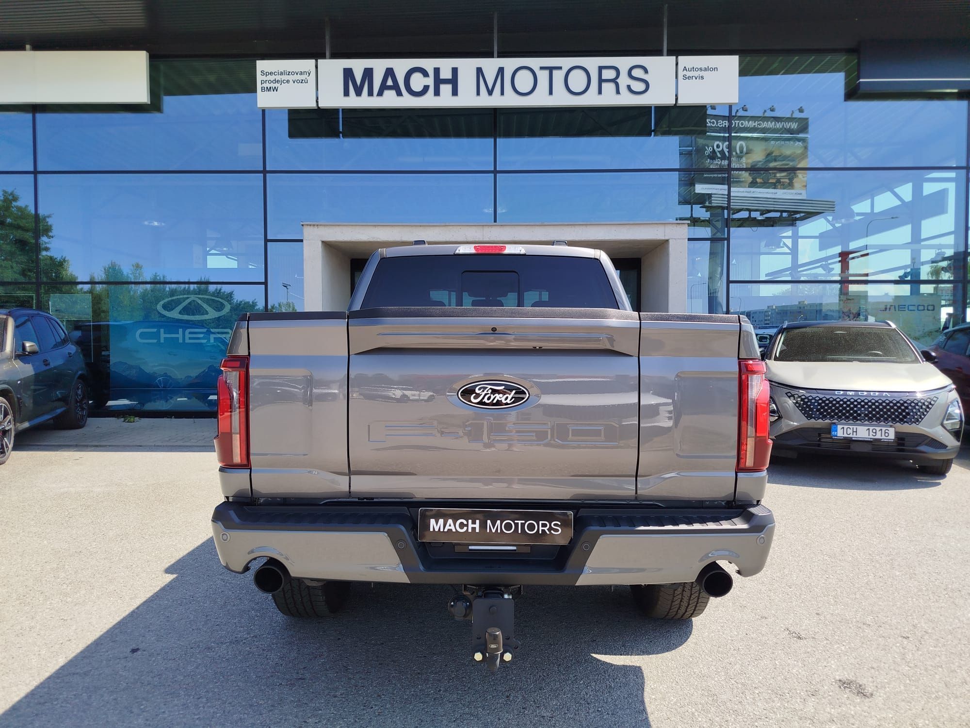 Ford F-150, Lariat 5,0 298 kW - fotka 4