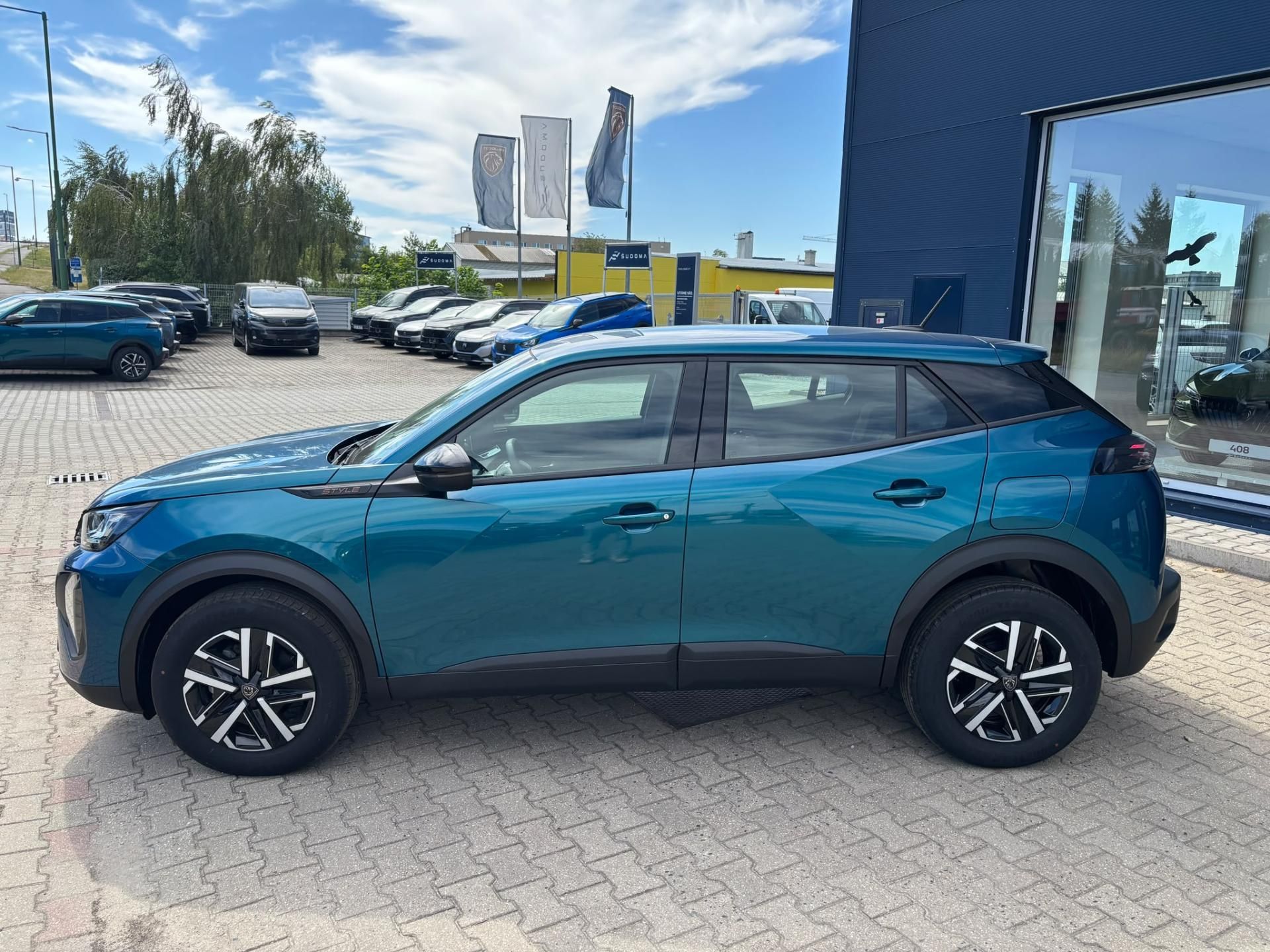 Peugeot 2008, STYLE PureTech 100 S&S MAN6 - fotka 4