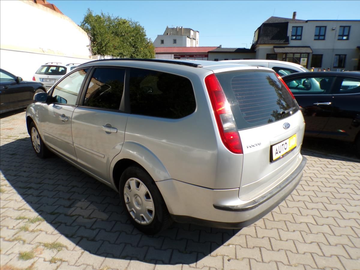 Ford Focus, 1,6 TDCI  DIGI.KLIMA - fotka 4