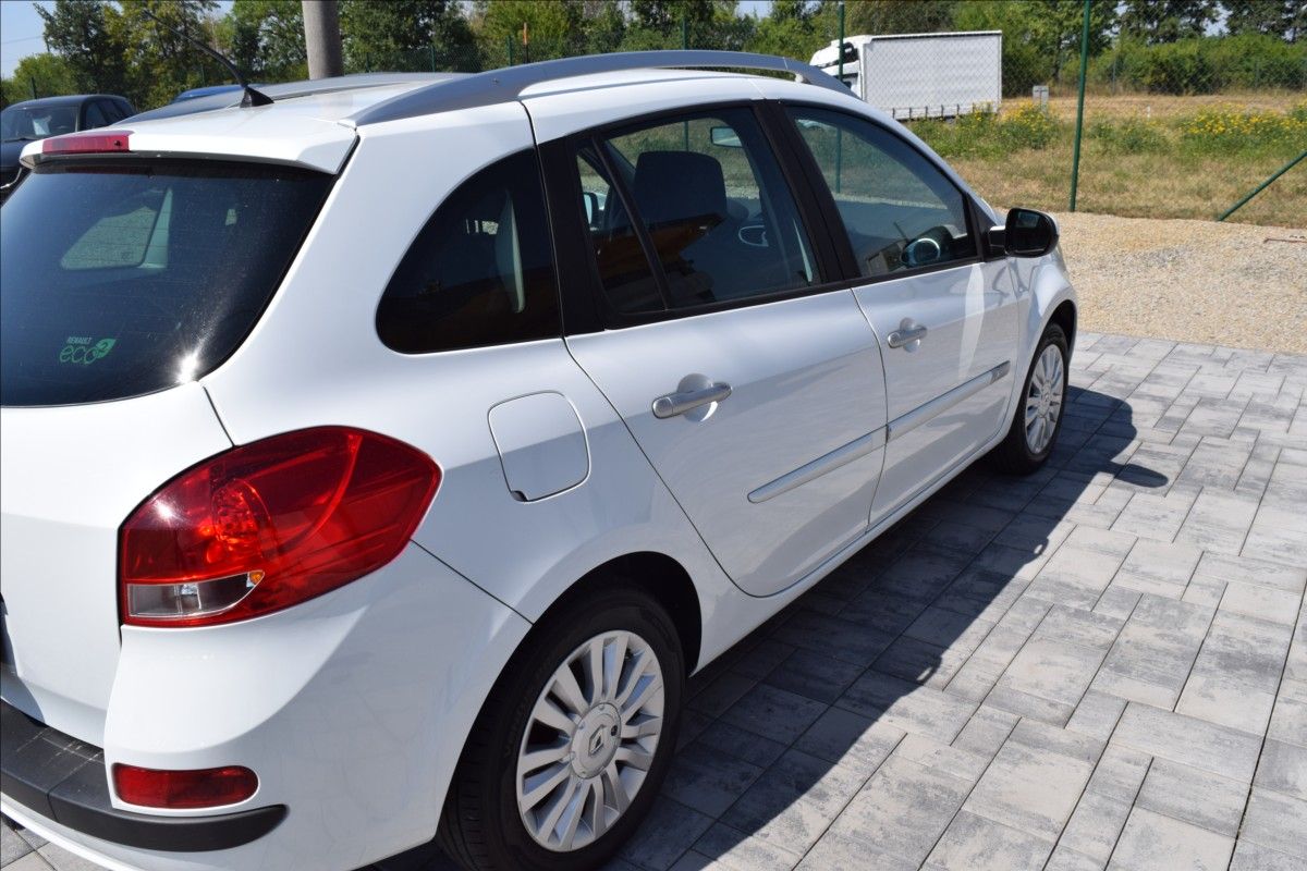 Renault Clio, 1,2 i 74KW ALU KLIMA TAŽNÉ - fotka 5
