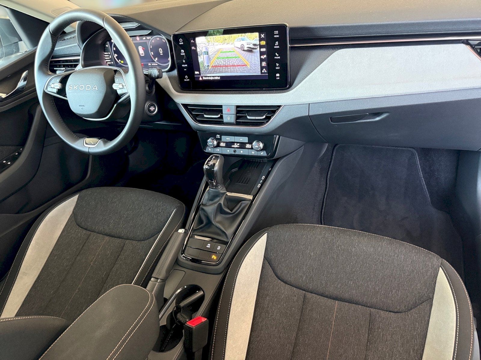 Škoda Scala, 1.5. TSI / 110 kW Top Selectio - fotka 5