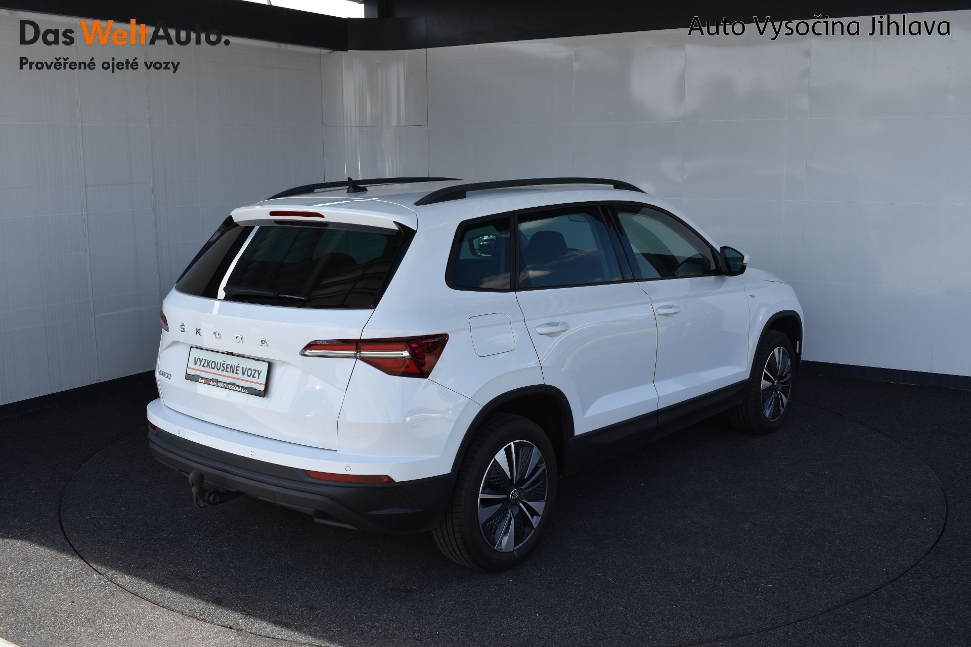 Škoda Karoq, 1.5TSI 110kW TOUR, Tažné - fotka 2
