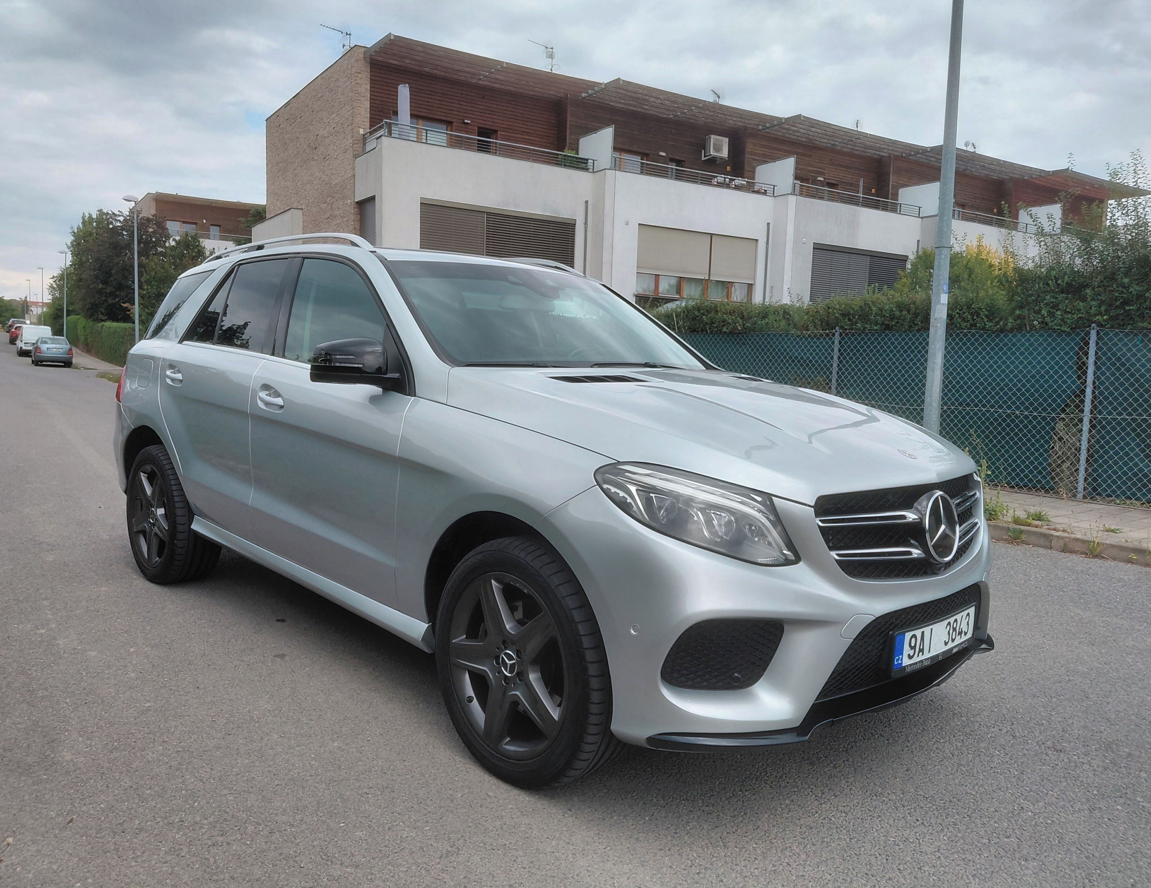 Mercedes-Benz GLE, 400 4Matic,9G-Tronic,AMG-Paket - fotka 2