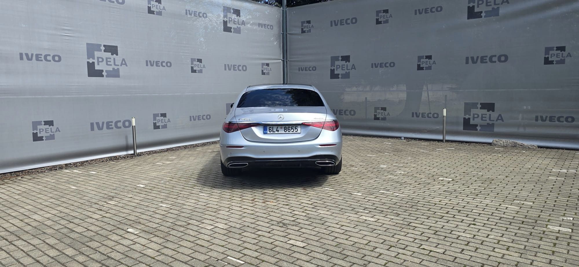 Mercedes-Benz Třídy S, 450d 4MATIC - fotka 5