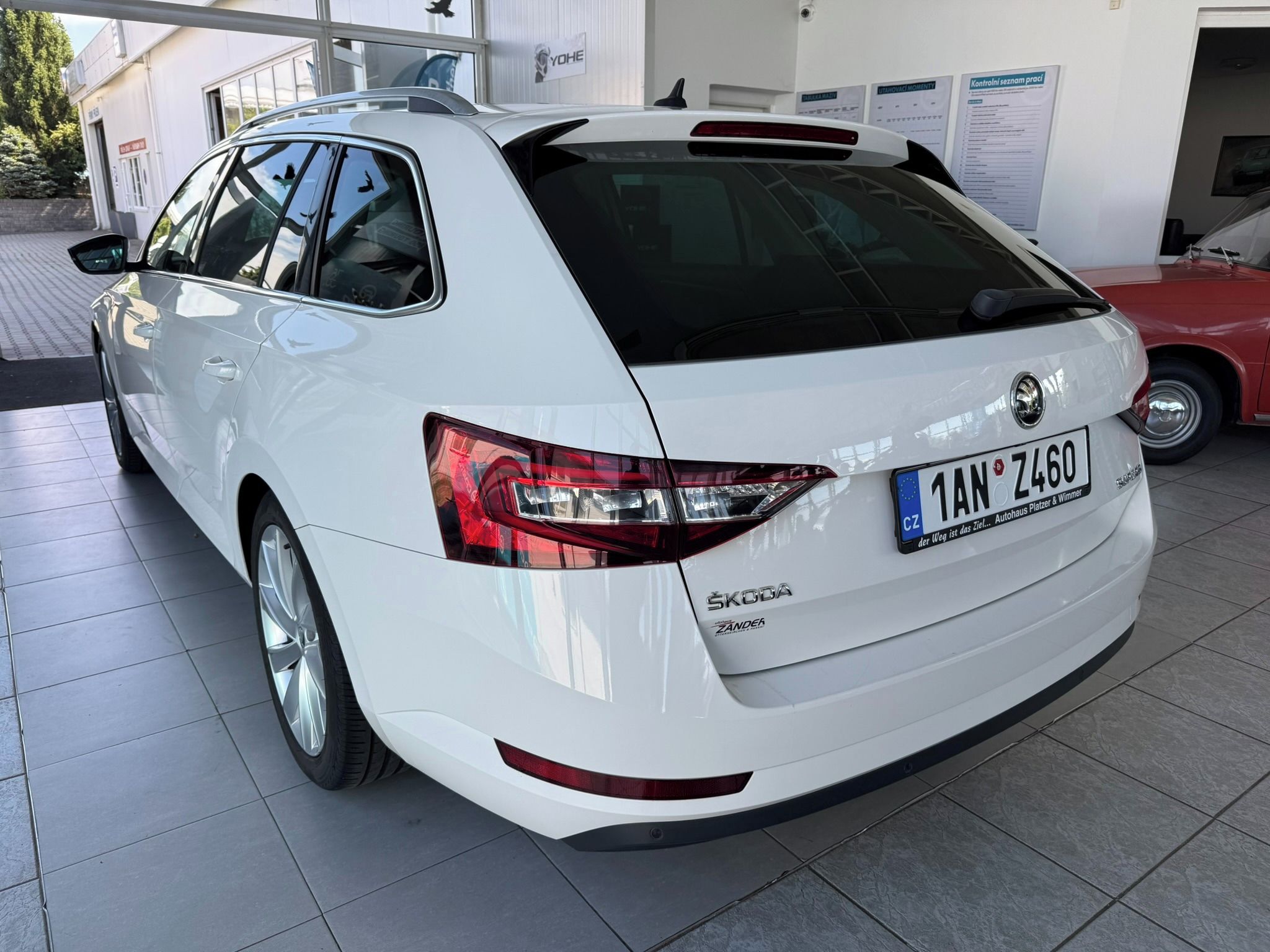 Škoda Superb, 2.0 110 kW bez AdBlue - fotka 5