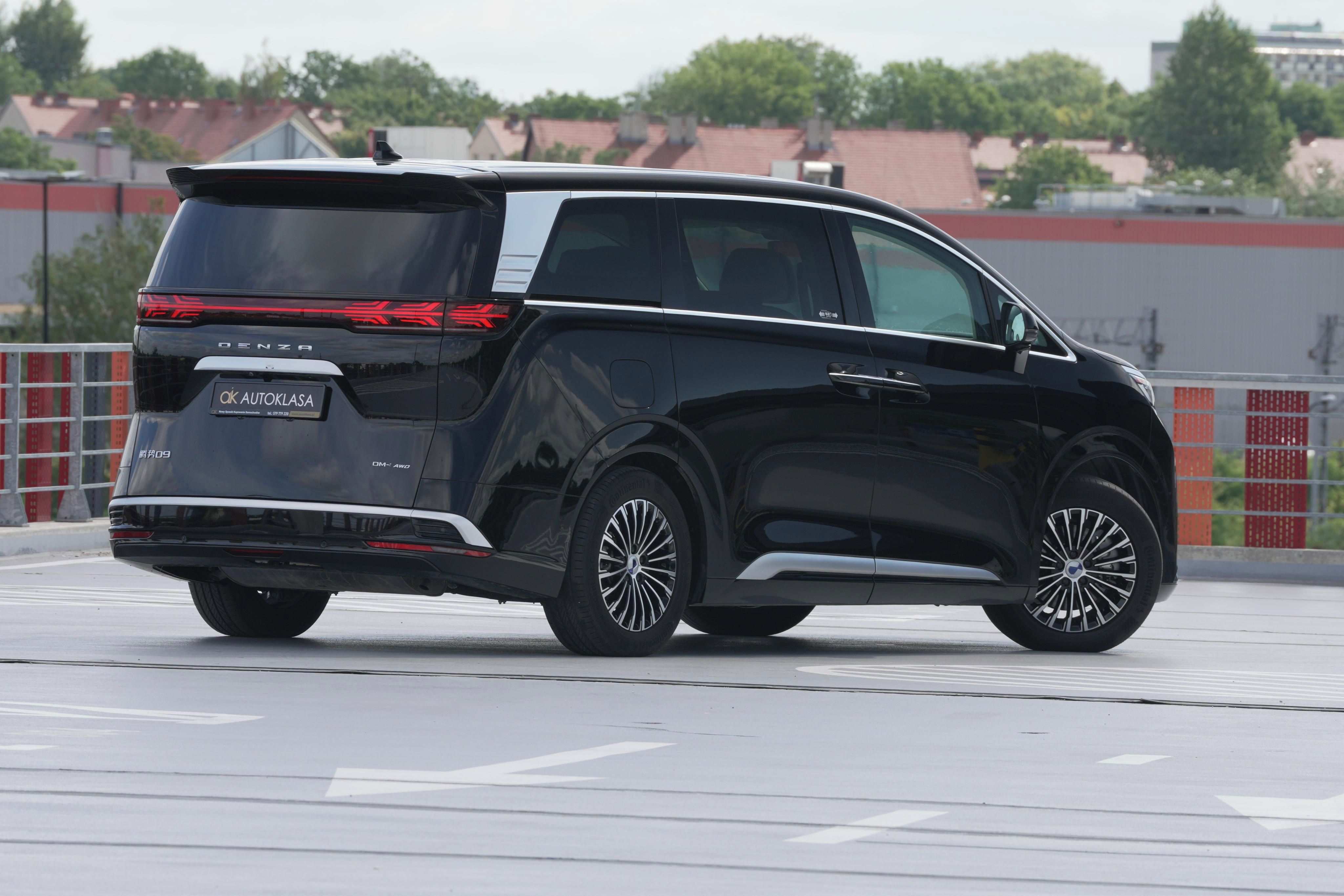 Denza D9, 1,5T PHEV - fotka 6