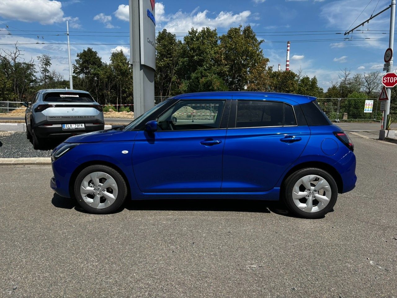 Suzuki Swift, automat Premium - fotka 4