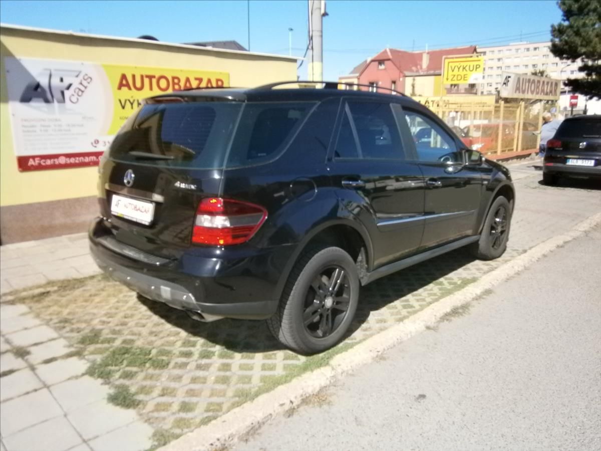 Mercedes-Benz Třídy M, 3,5 350 4-MATIC 164 - fotka 6