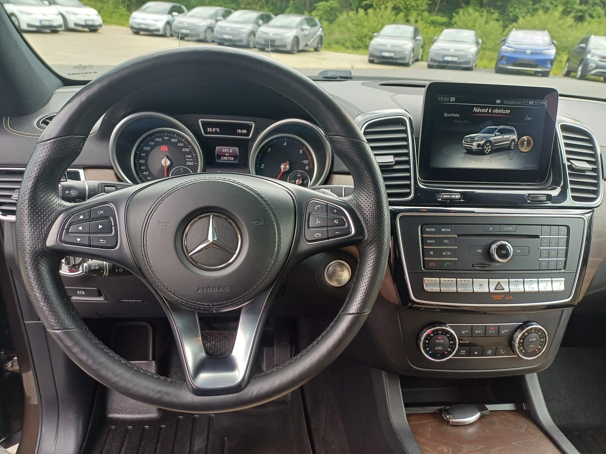 Mercedes-Benz GLS, 350d 4MATIC AMG HARMAN PANORAM - fotka 6