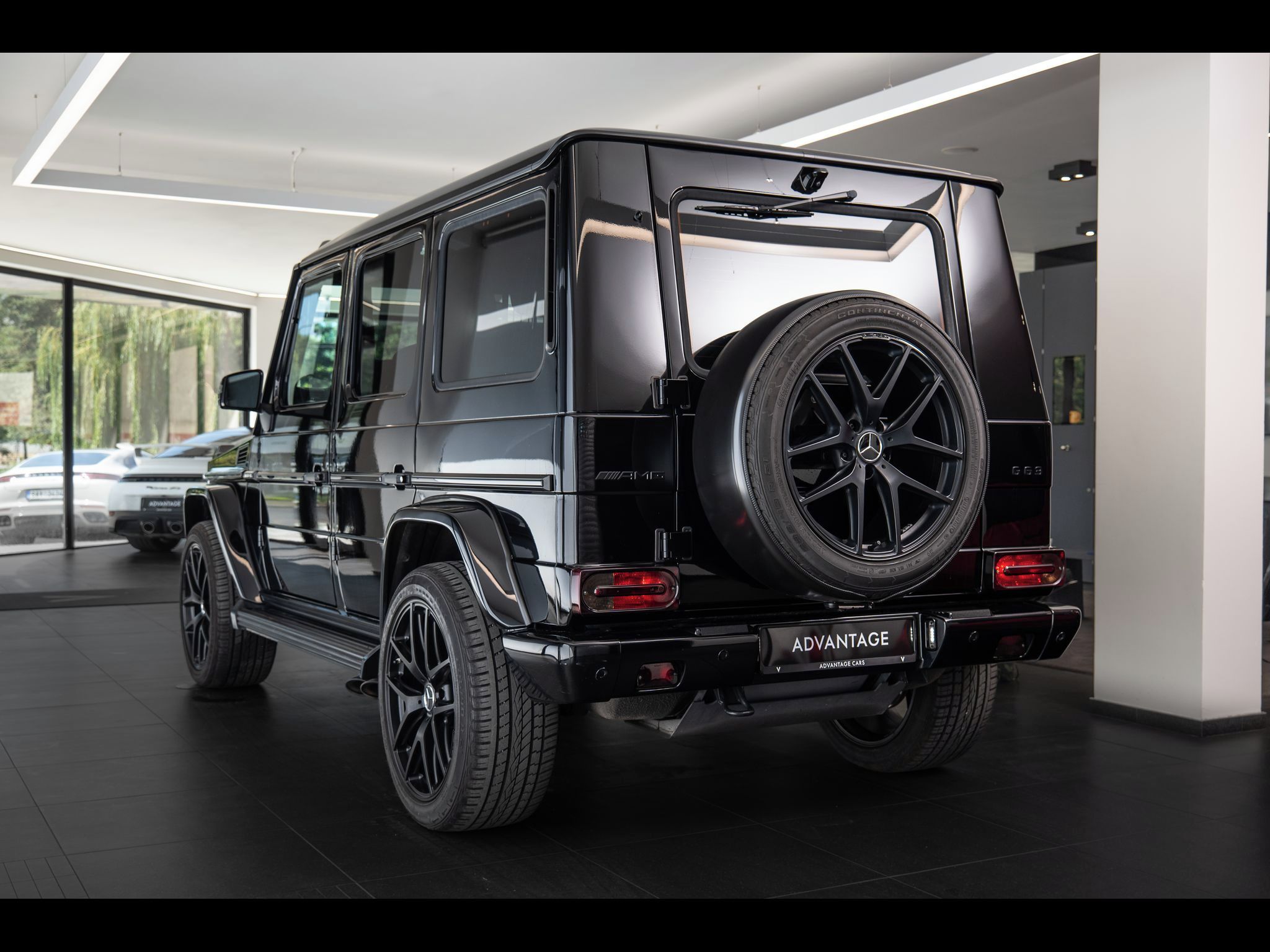 Mercedes-Benz Třídy G, (463) BRABUS HarmanKardon/TV - fotka 4