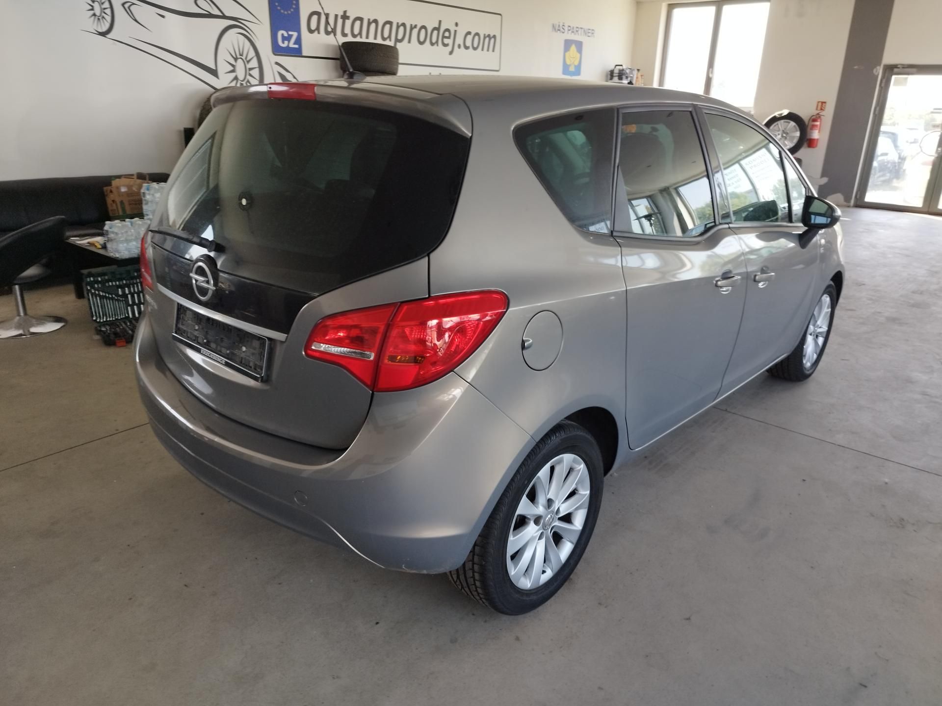 Opel Meriva, 1,4I,88KW,KLIMA,ALU,NAJ.80tkm - fotka 4