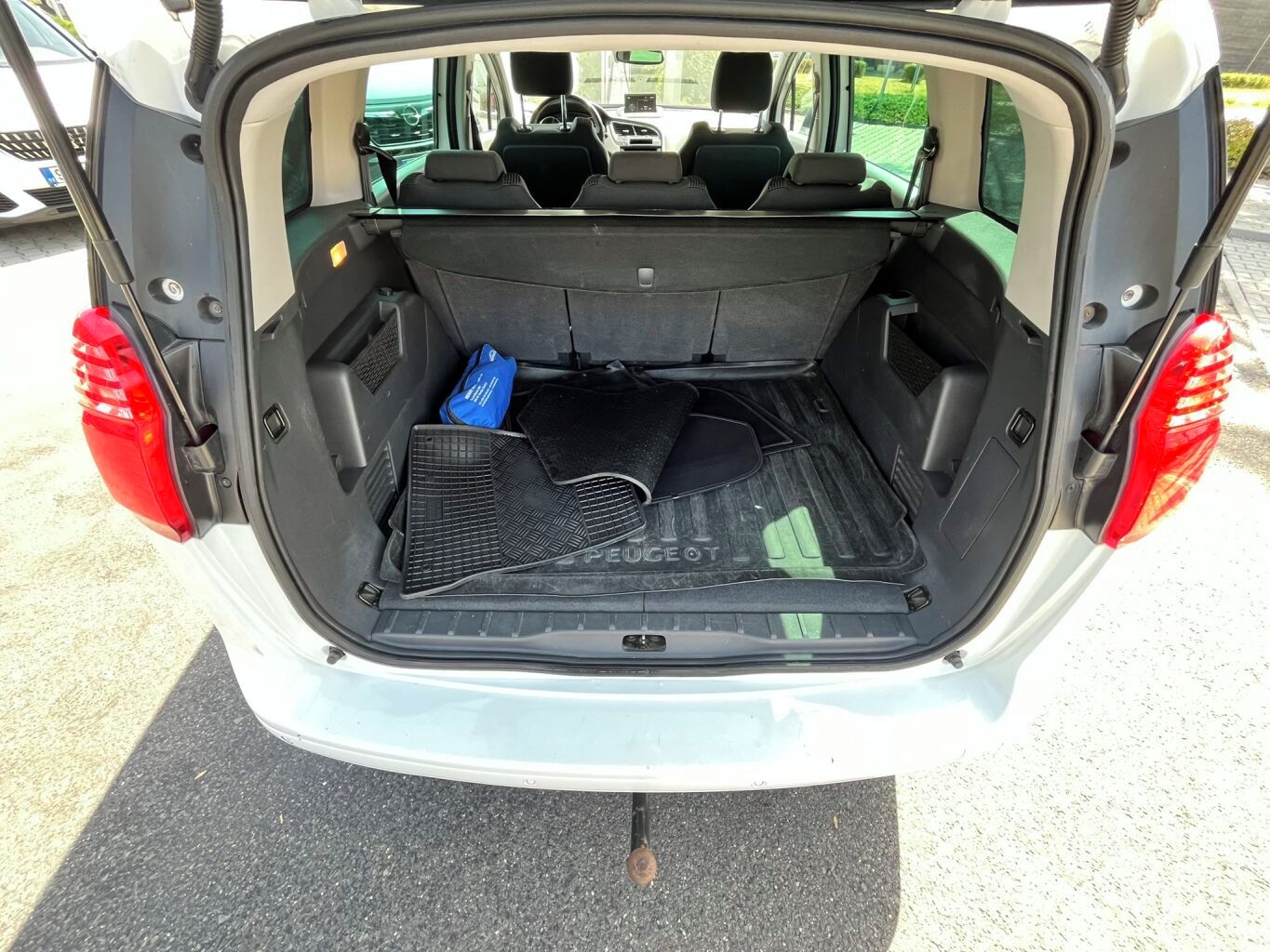 Peugeot 5008, ALLURE 2.0 HDi - fotka 6