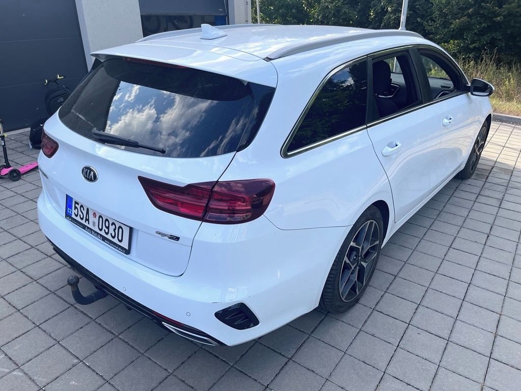Kia Cee´d, Kia Ceed SW GT-Line 1.4 T-GDI - fotka 4