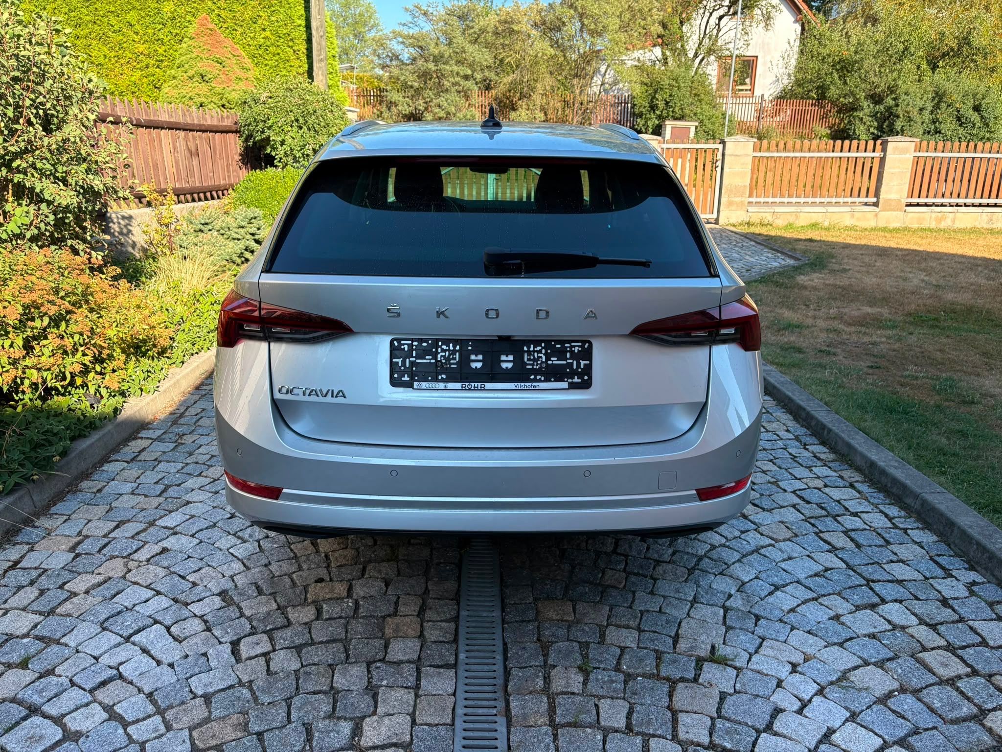 Škoda Octavia, IV kombi 2,0 TDI 110 KW DSG - fotka 4