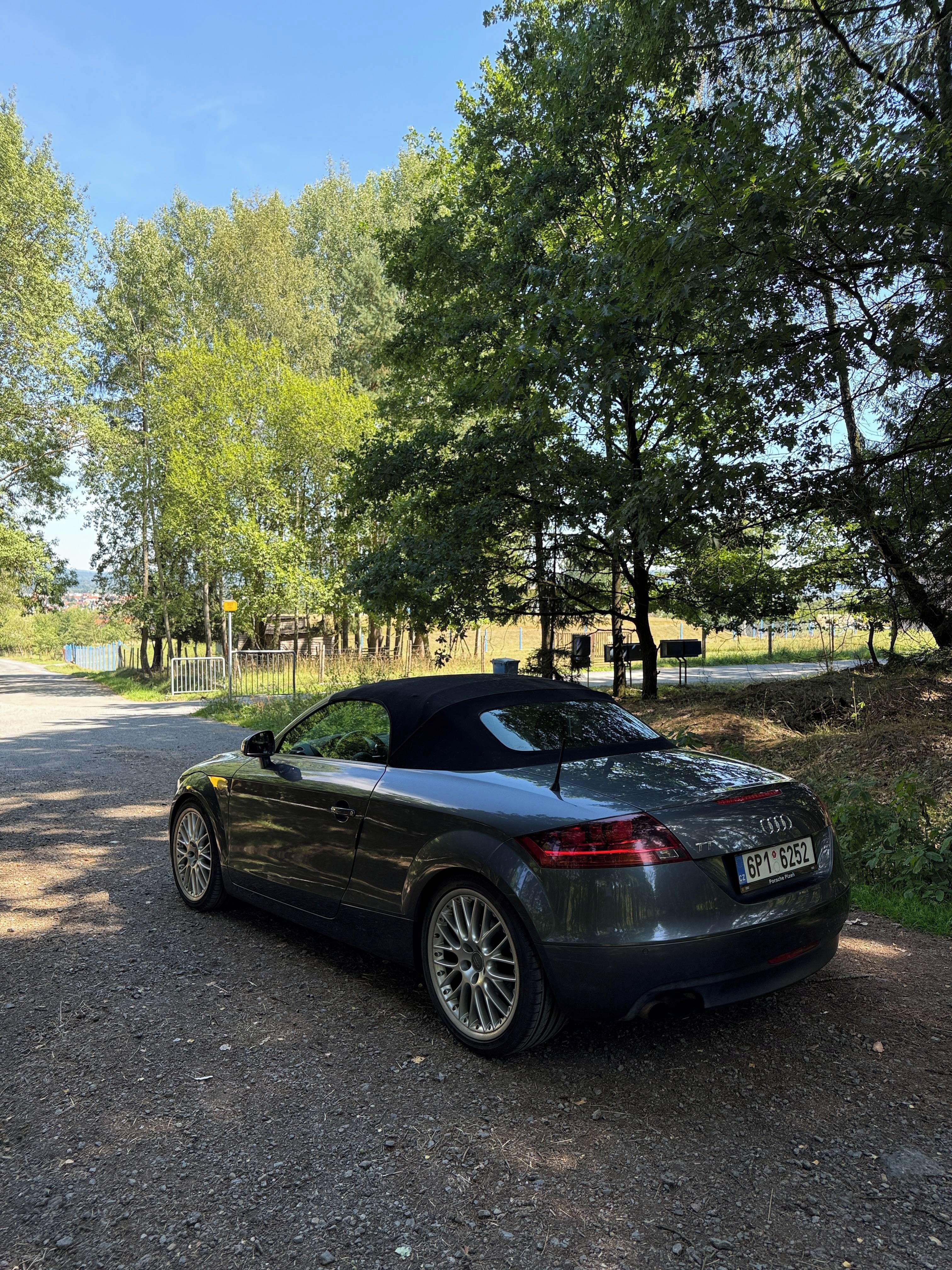 Audi TT, Audi TT 2.0 TFSI S line 147 kW - fotka 5