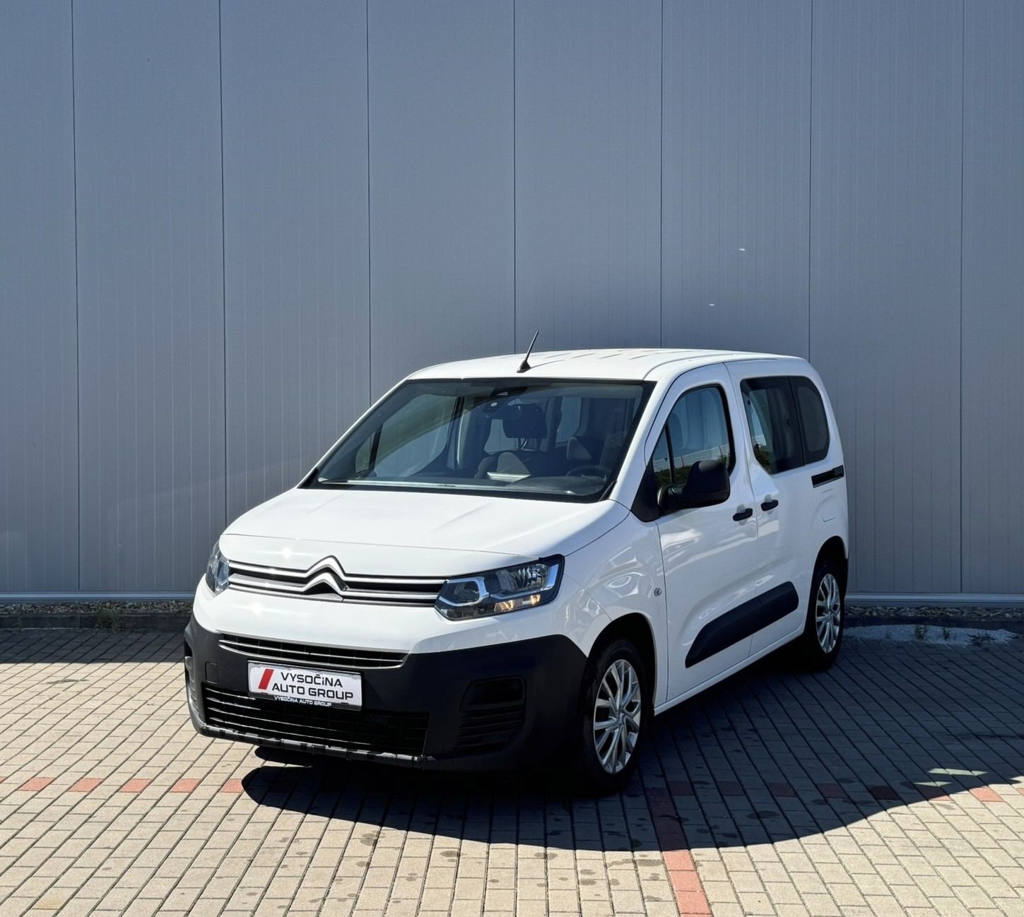Citroën Berlingo, 1.2PureTech 81kW S&S Live Pack - fotka 3