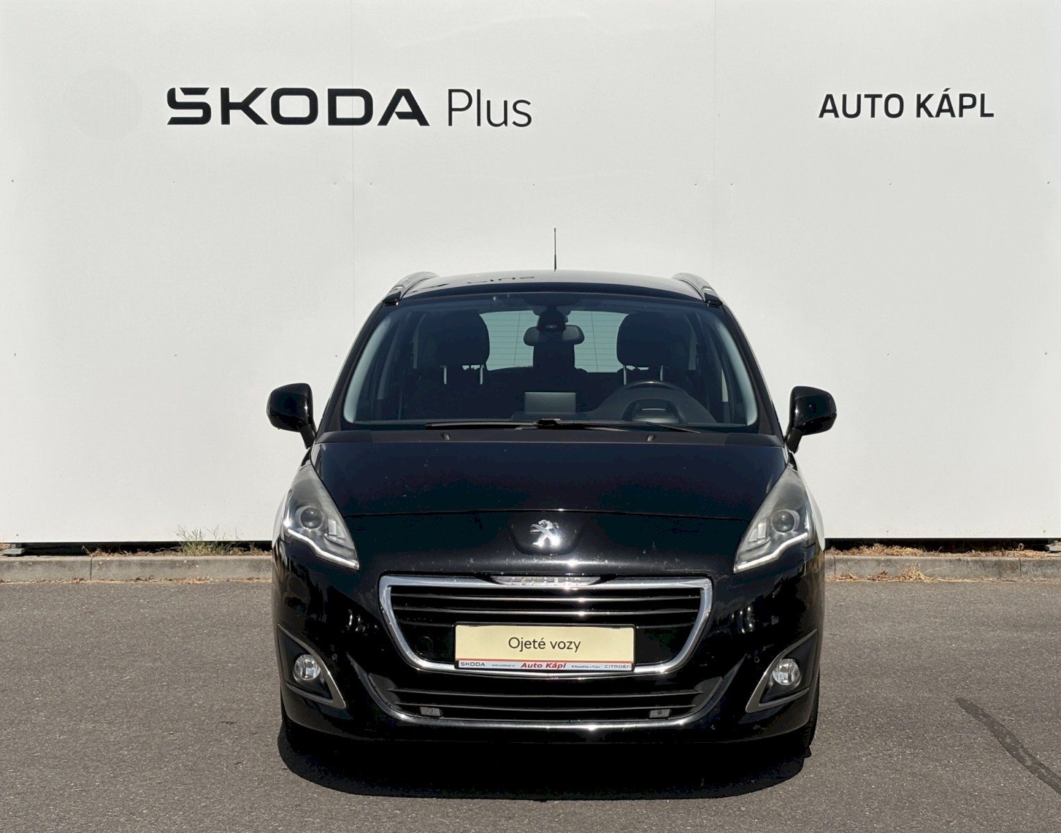 Peugeot 5008, BlueHDI 84 kW AT Allure PANO - - fotka 3