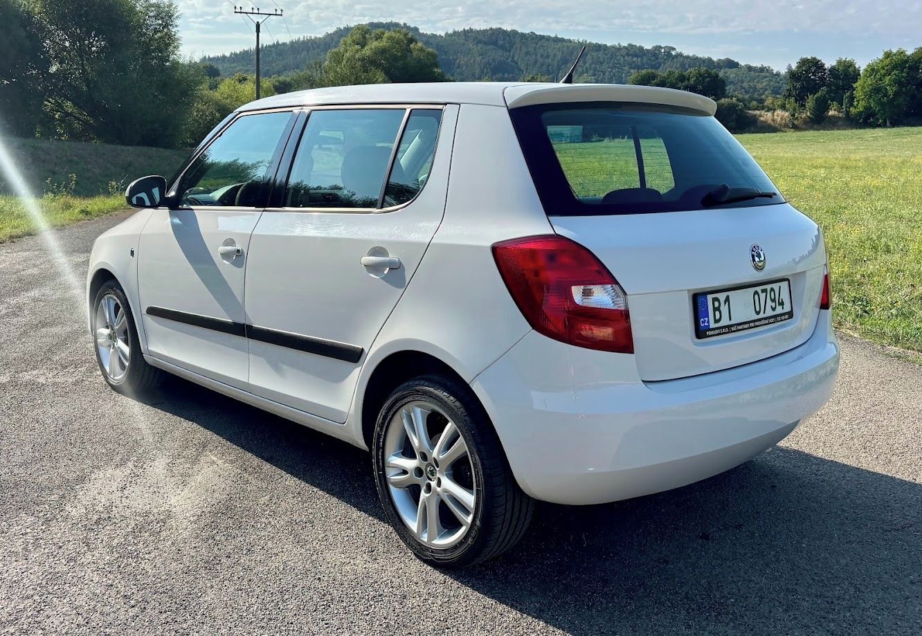 Škoda Fabia, TSI 63 kW | 2010 | 169 300 km - fotka 2