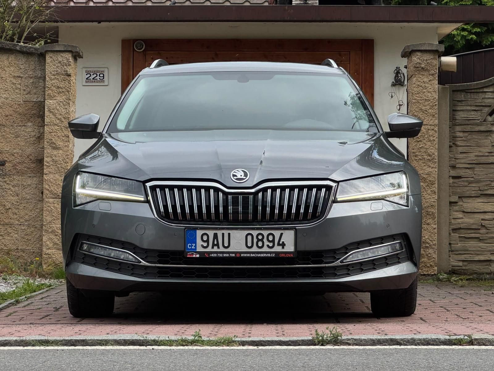 Škoda Superb, 2.0 STYLE 1.MAJ ČR DPH KŮŽE - fotka 2