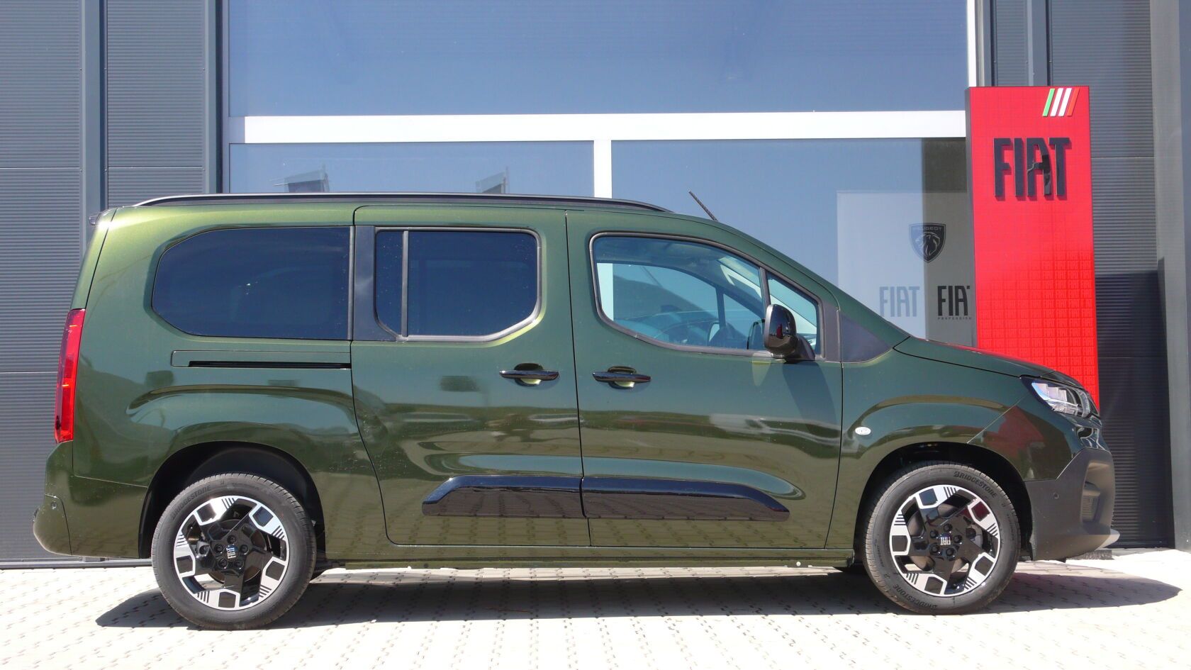 Fiat Qubo L, Maxi Prima Rodina 1.5 BHDi 130 - fotka 3