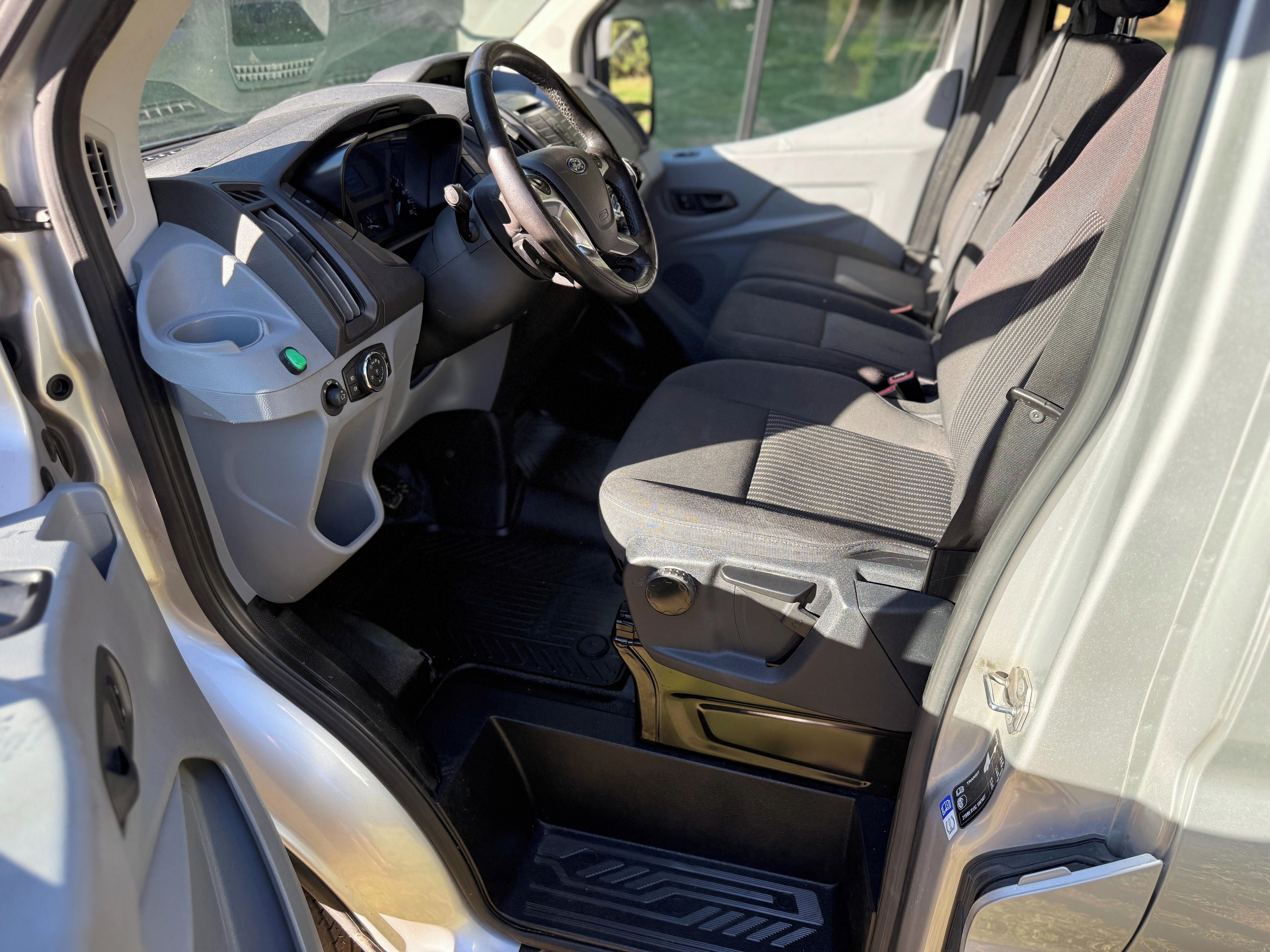 Ford Transit, osobní automobil M1 9míst L3H2 - fotka 6