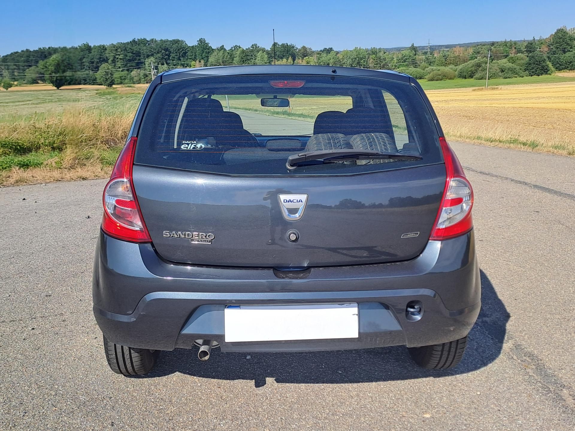 Dacia Sandero, 1.4 2xKOLA, PĚKNÝ STAV - fotka 6