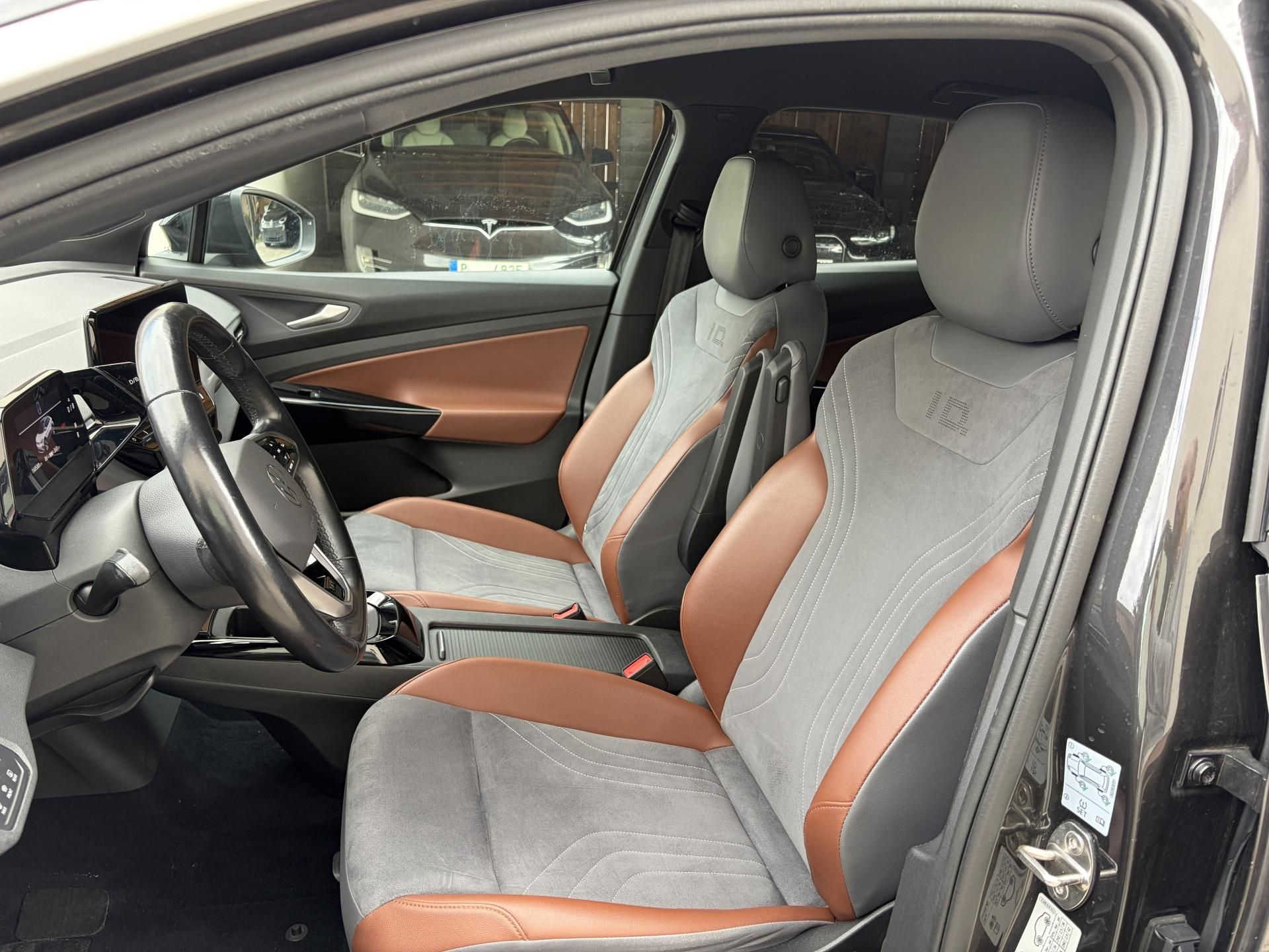 Volkswagen ID.4, 1st. 150kw, 62kwh, SOH 93% - fotka 6