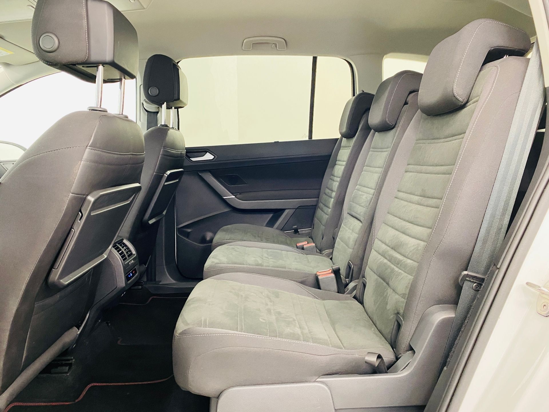 Volkswagen Touran, 1.5 TSI 110 kW Comfortline - fotka 6