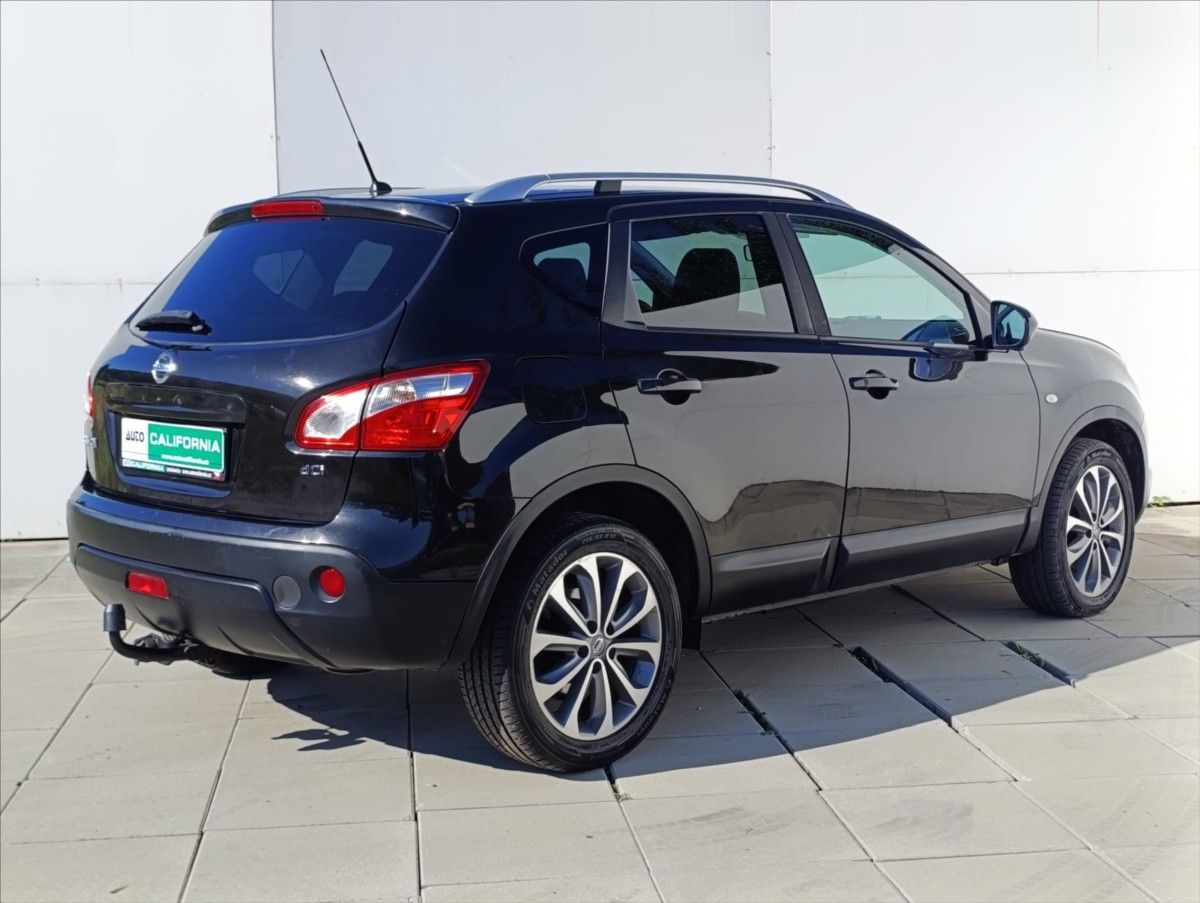 Nissan Qashqai, 2,0 DCi 4x4 kamera tažné 1m ČR - fotka 6