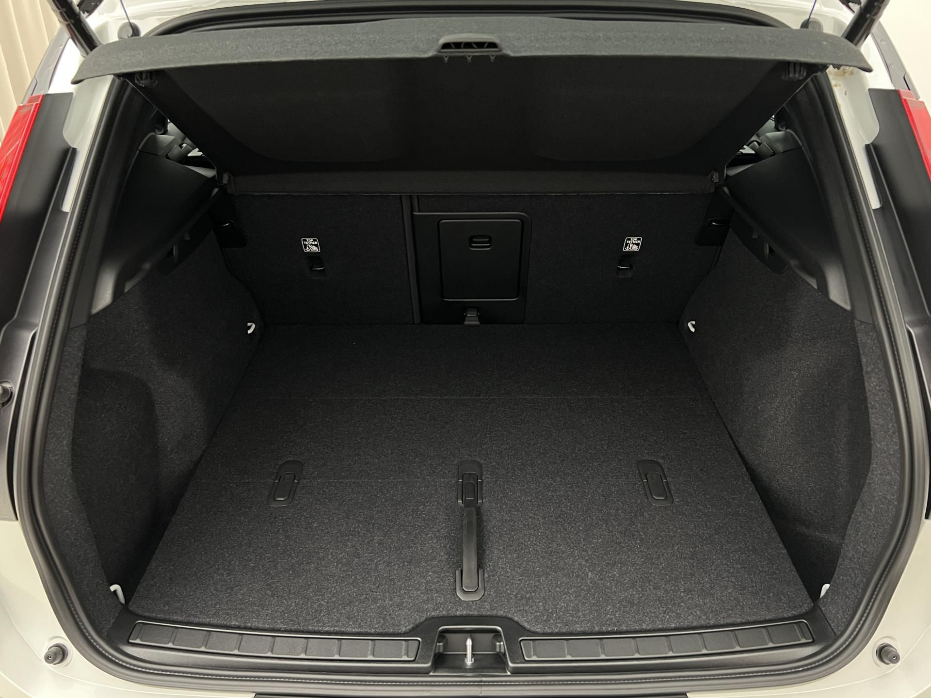Volvo EX40, TWIN AWD BLACK EDITION ULTRA - fotka 6